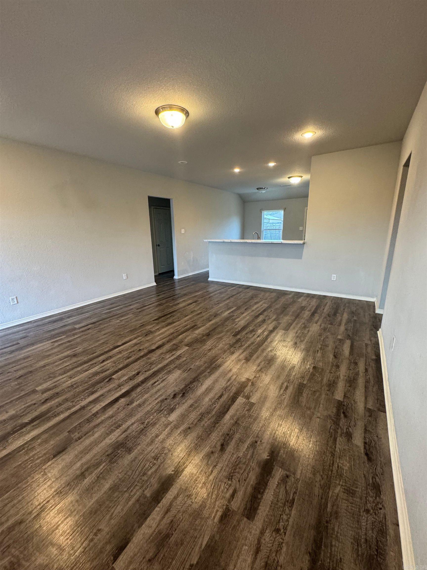 Benjamin Grove - Residential Lease