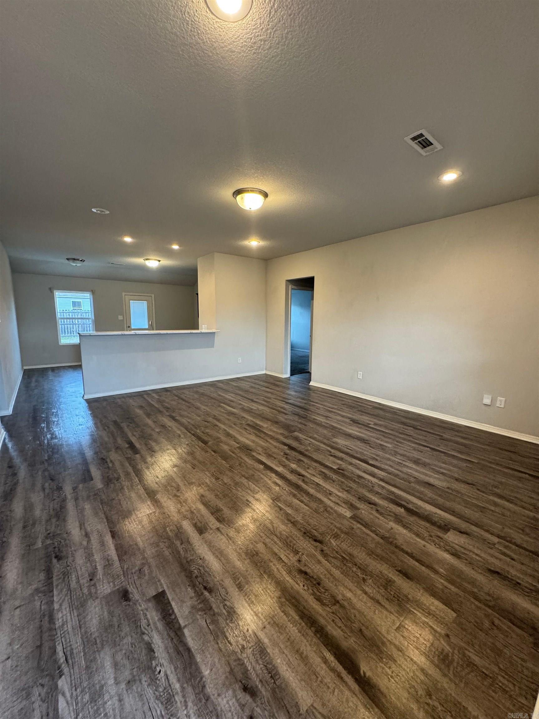 Benjamin Grove - Residential Lease