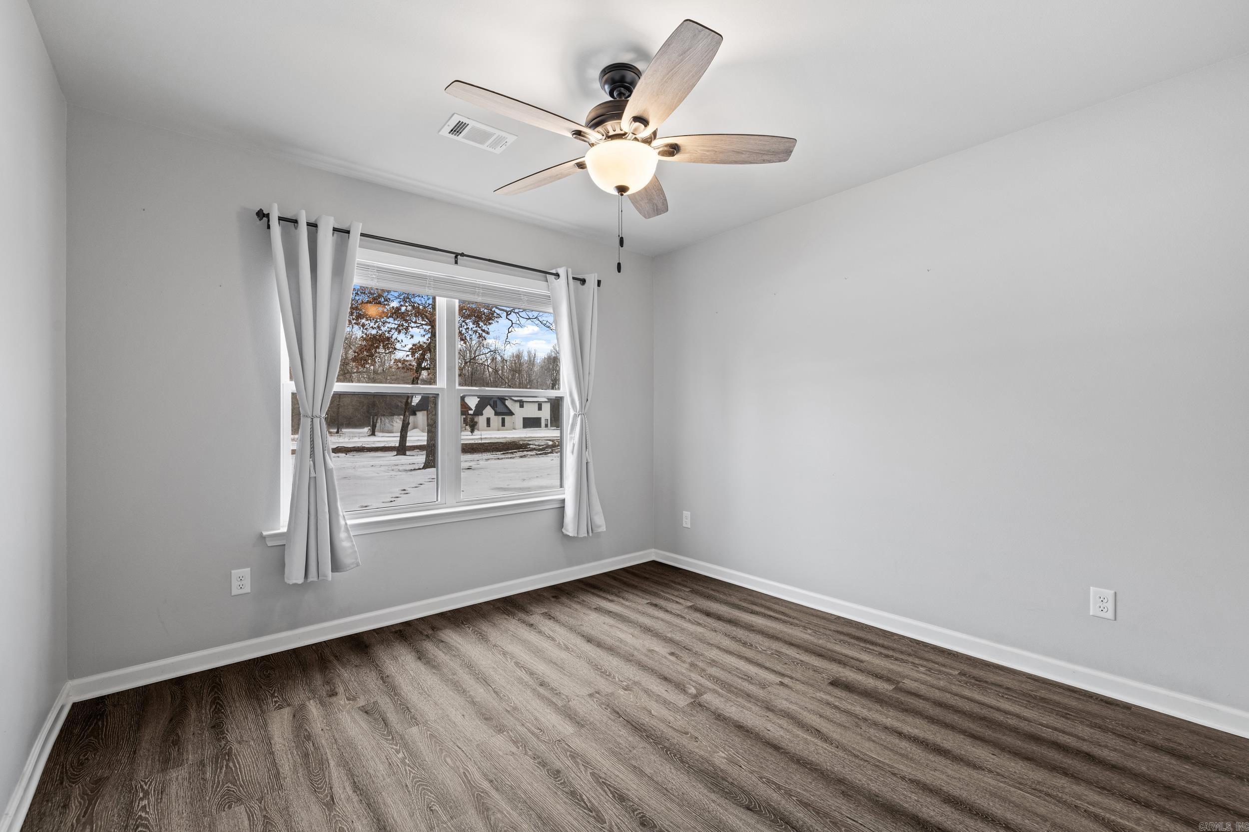 EASTWOOD ACRES - Residential