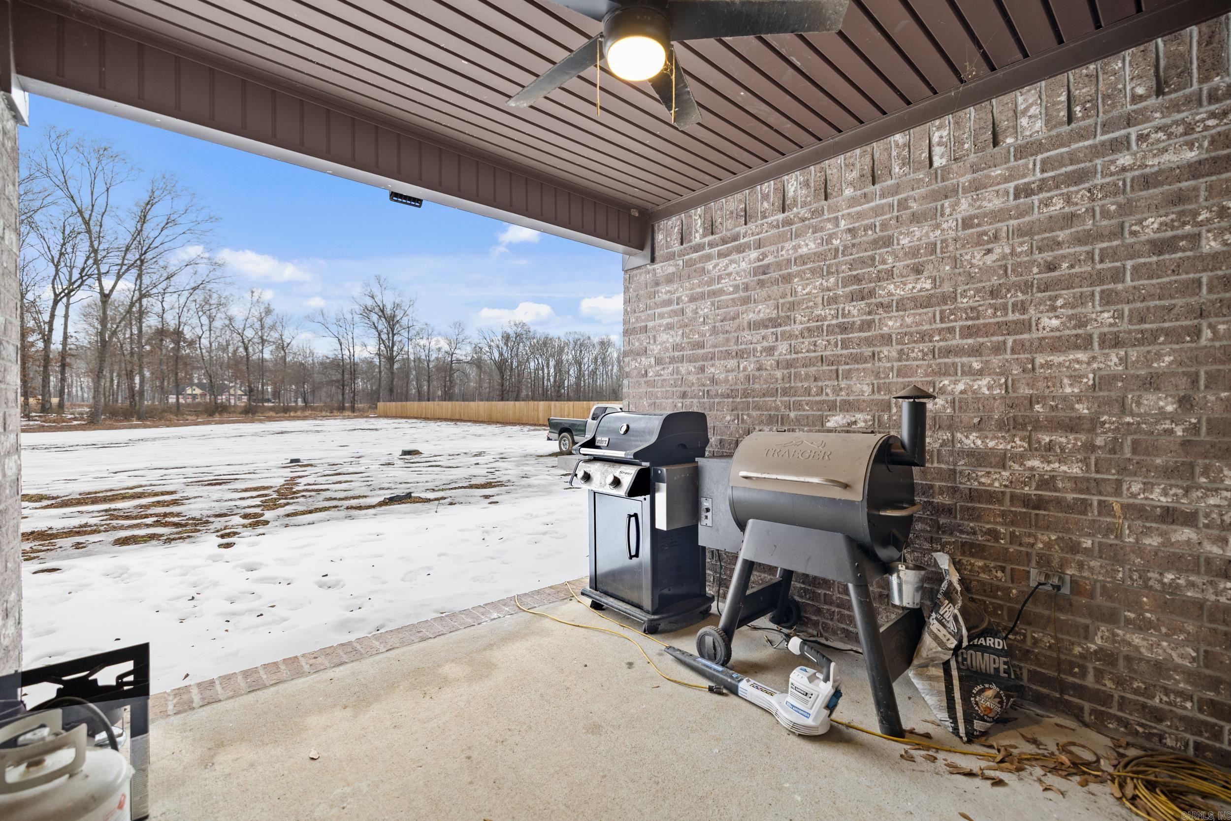 EASTWOOD ACRES - Residential