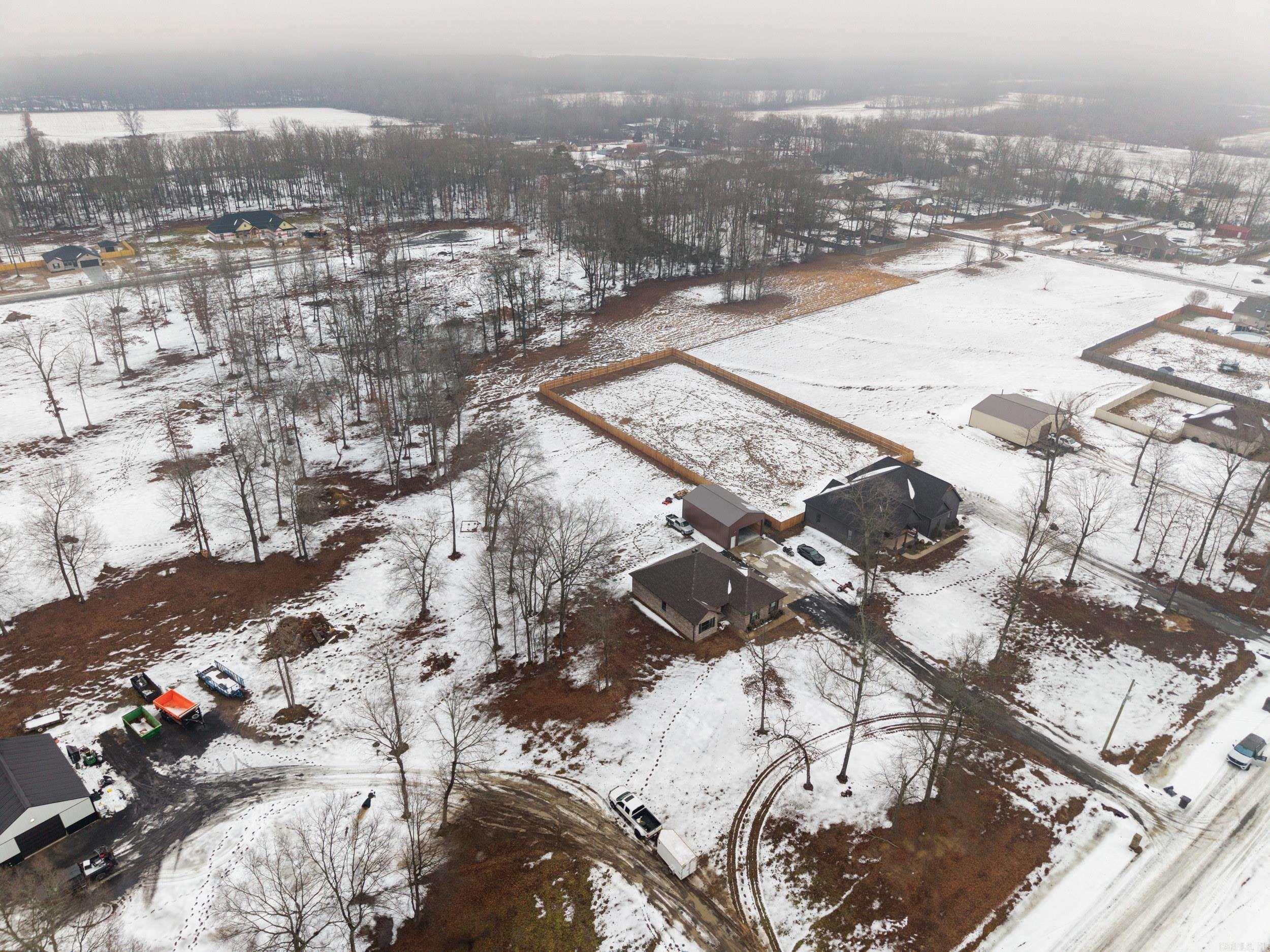 EASTWOOD ACRES - Residential