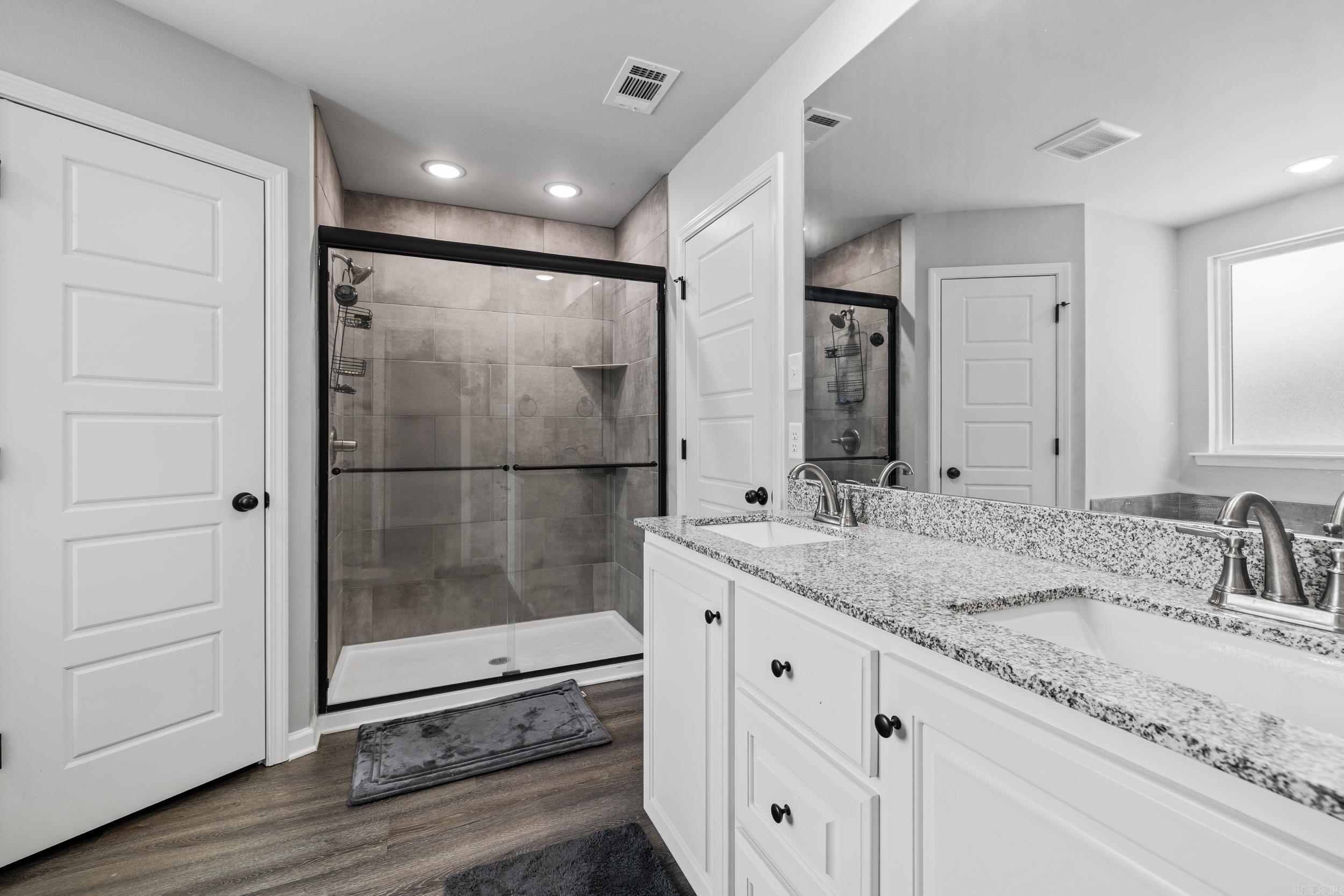 EASTWOOD ACRES - Residential