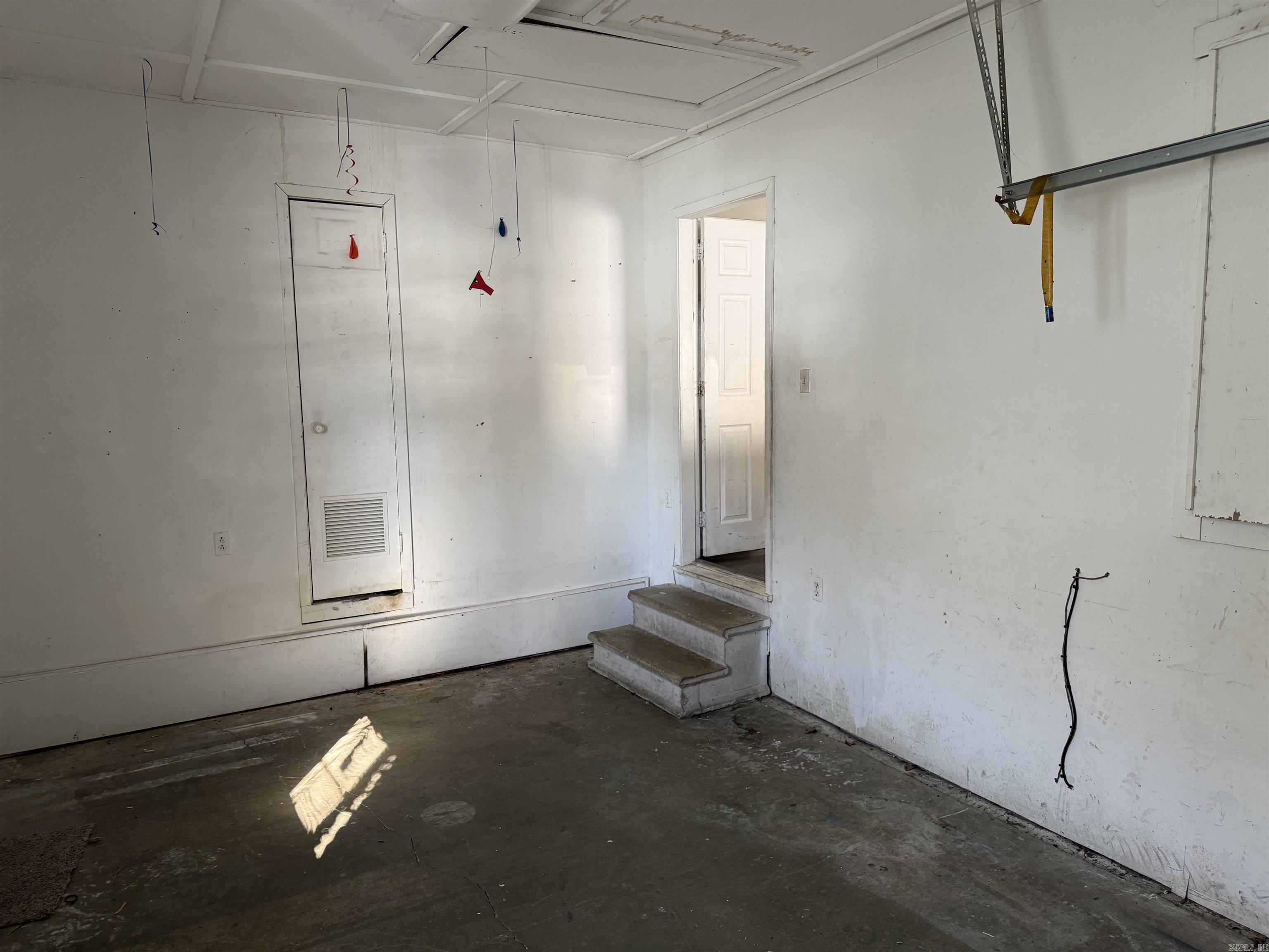 Farmeres 4th - Residential