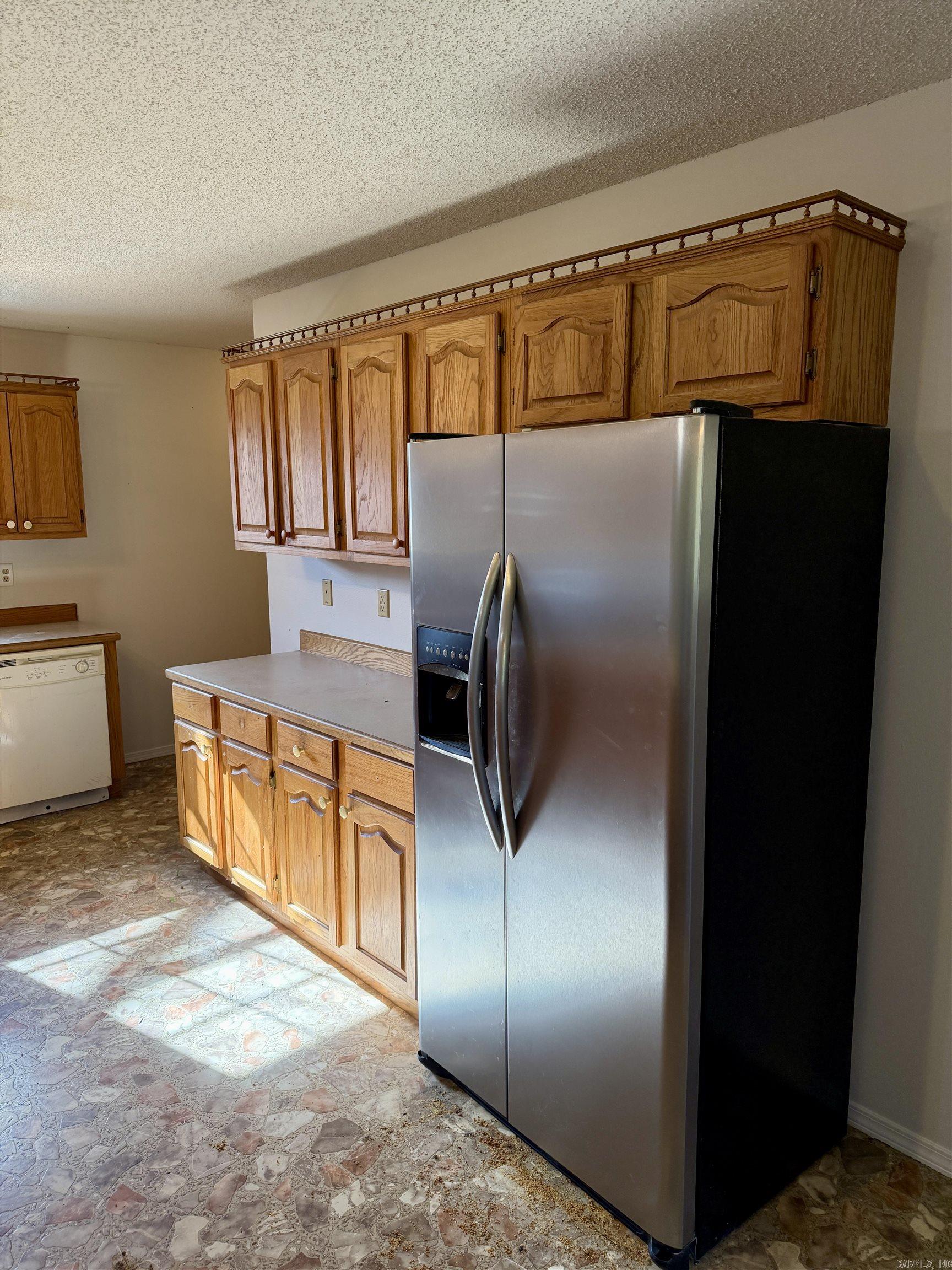 LAKEVIEW VILLAGE - Residential