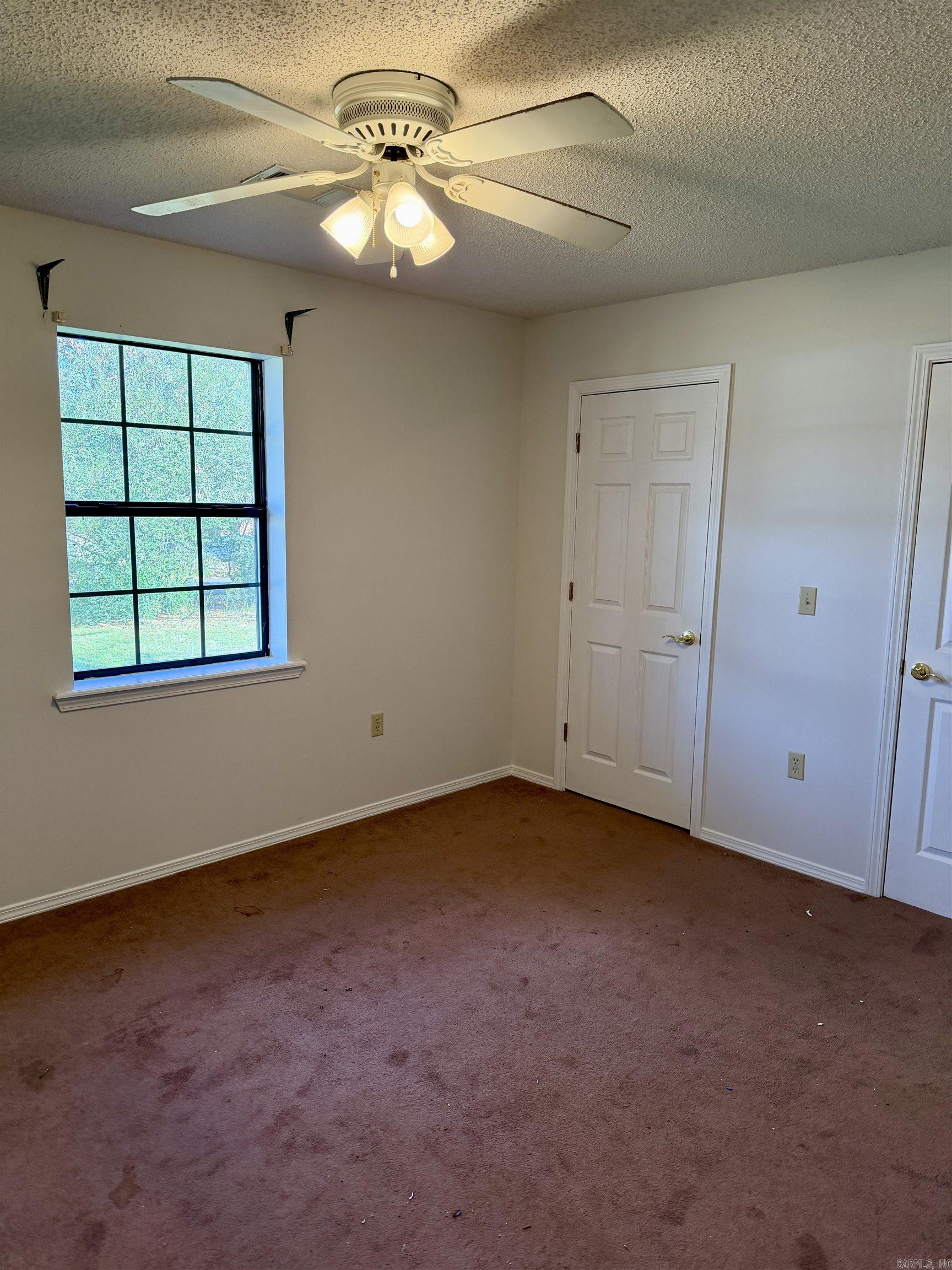 LAKEVIEW VILLAGE - Residential