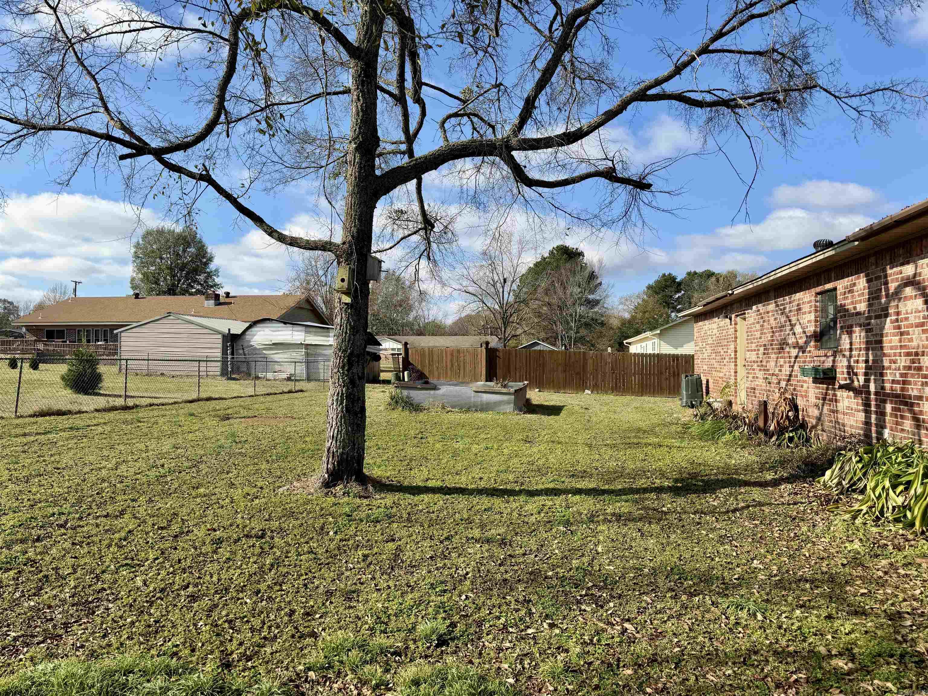 LAKEVIEW VILLAGE - Residential