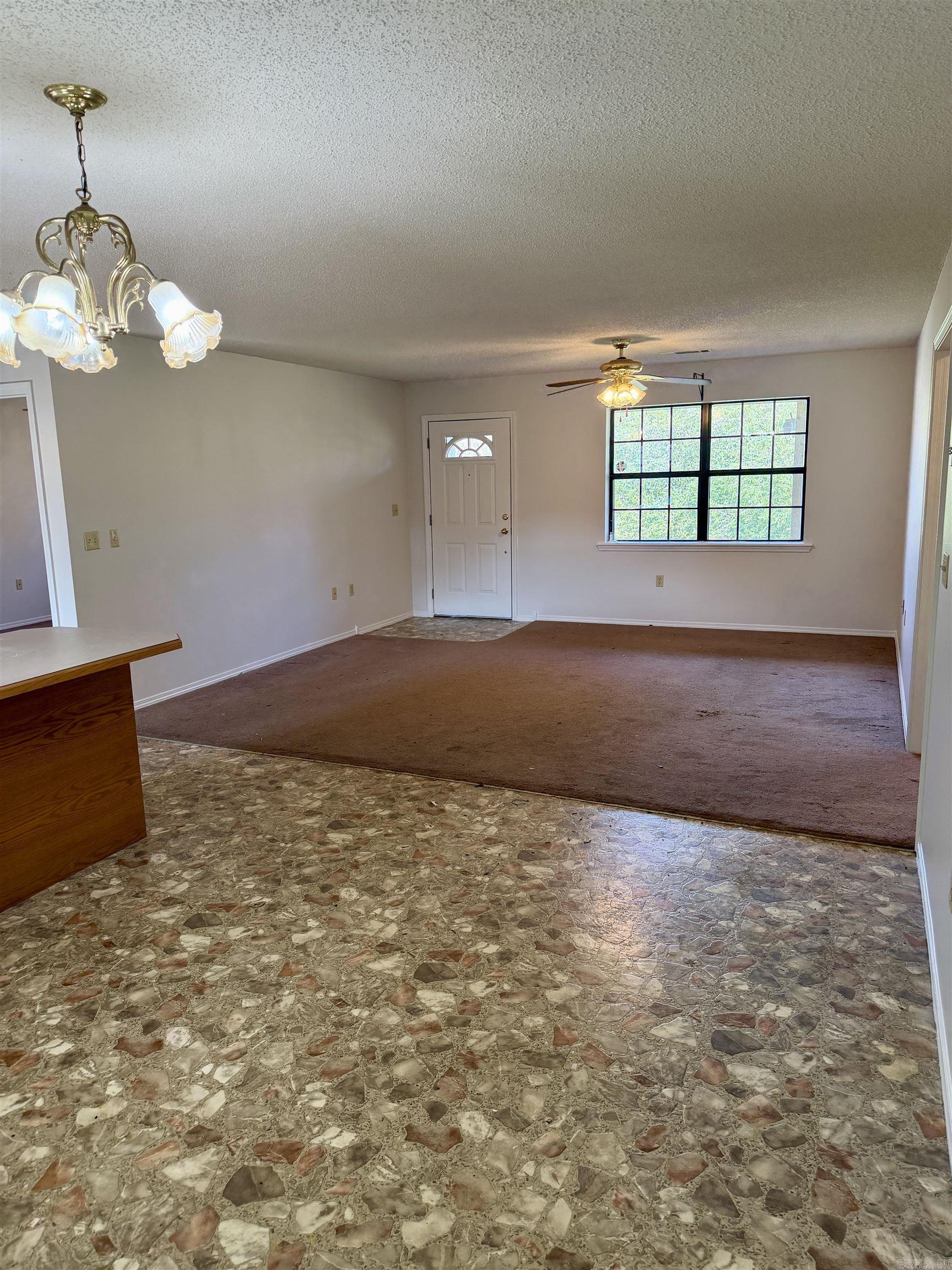 LAKEVIEW VILLAGE - Residential