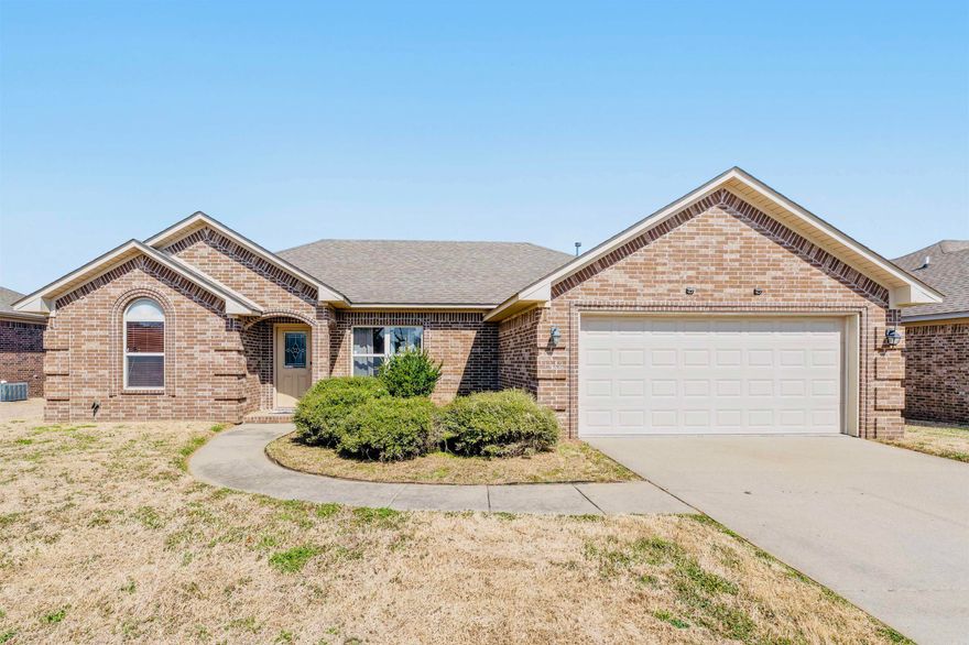 Move in Ready Single Level home on a Flat Lot in Jacksonville close to the Air Force Base! Bright and Airy 3 bedroom and 2 full bath home has a Master Suite with a Jetted Tub, Walk-in Shower and Walk-in Closet. The Suite has a Tray Ceiling. There is a Chef's Kitchen with Stainless Appliances and Kitchen Island. The Spacious Living Room has Cozy Fireplace and the Floor Plan is Open for a Great Family Space. The second and third bedrooms are away from the Master Suite and has a Full Bath in between. The second bedroom has a Cathedral Ceiling. There is a Double Garage with Auto Opener. A Large Flat Back Yard with a Perfect Sized Deck. All Brick Home with Wood and Tile Floors Throughout. Great Location to access the Highway, Restaurants and Shopping.  Setup a Showing Today! See agent remarks.