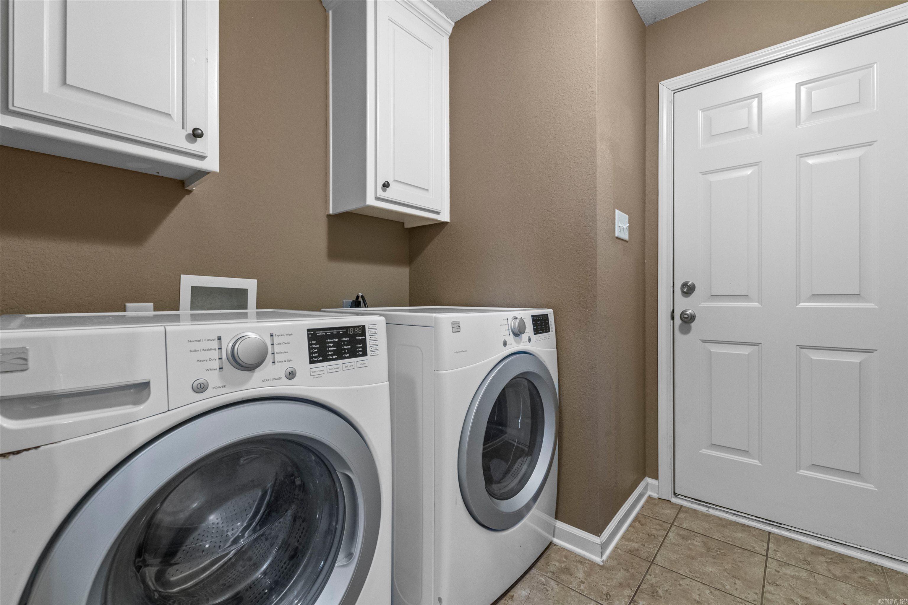 JAXON TERRACE - Residential