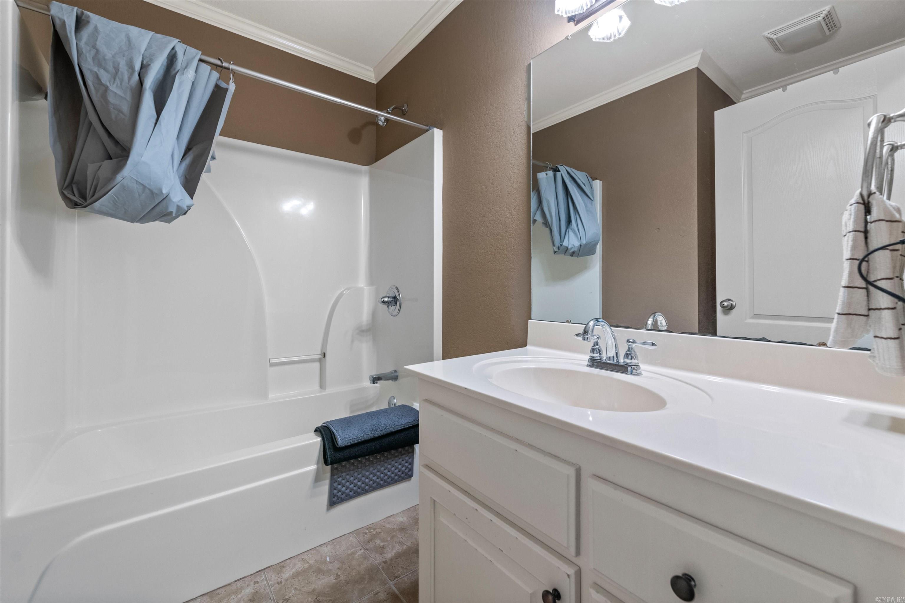 JAXON TERRACE - Residential