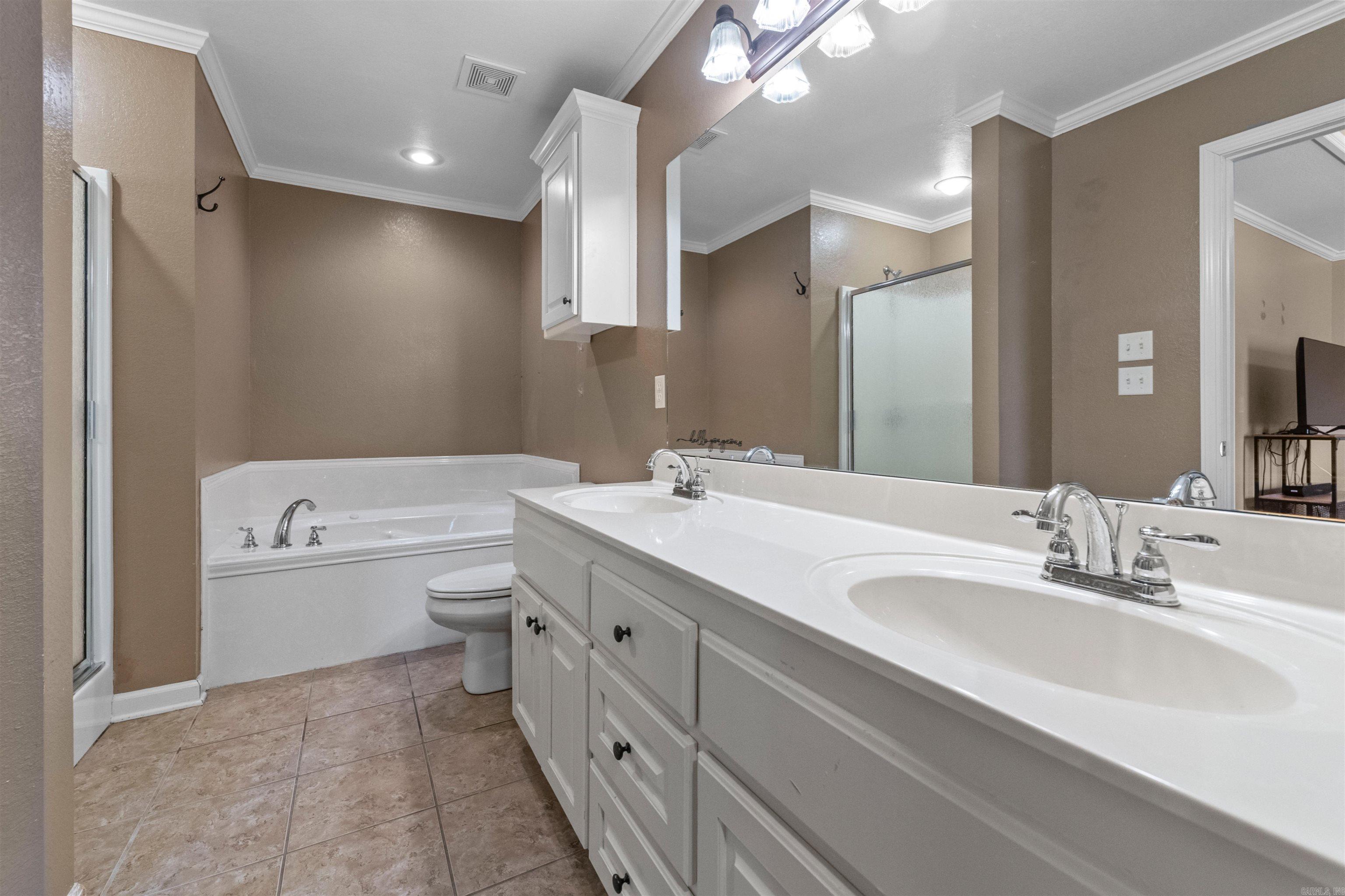 JAXON TERRACE - Residential