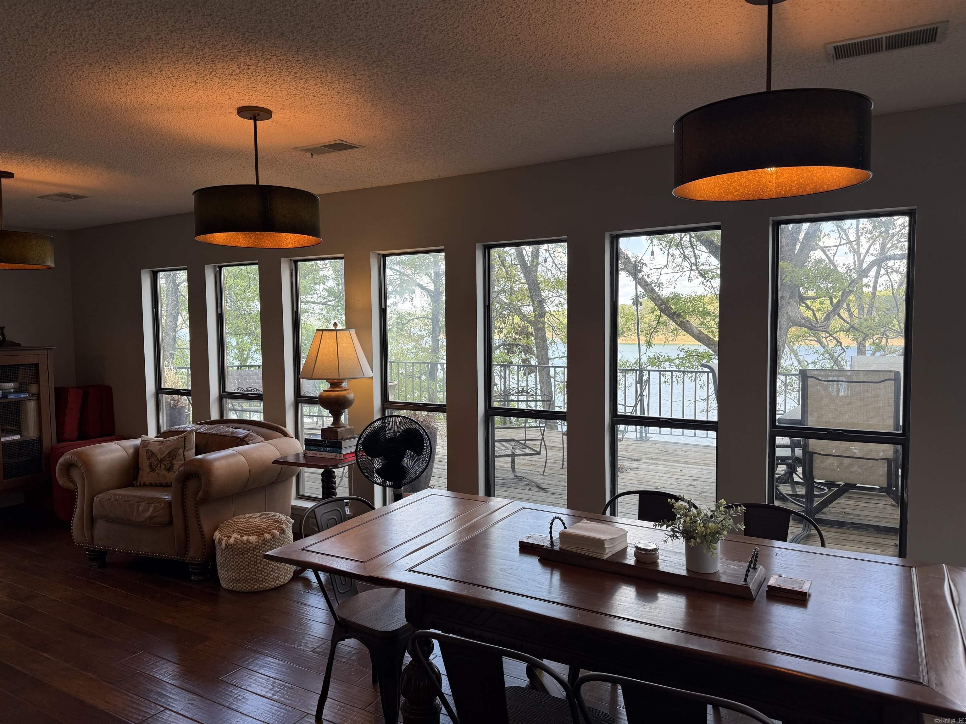 HIGDEN - Residential