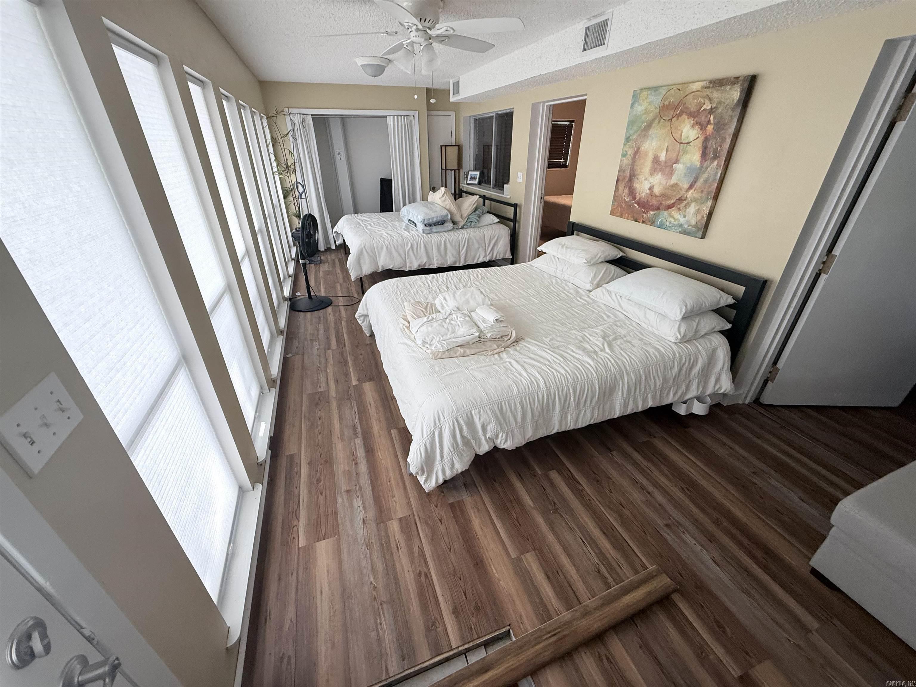 HIGDEN - Residential