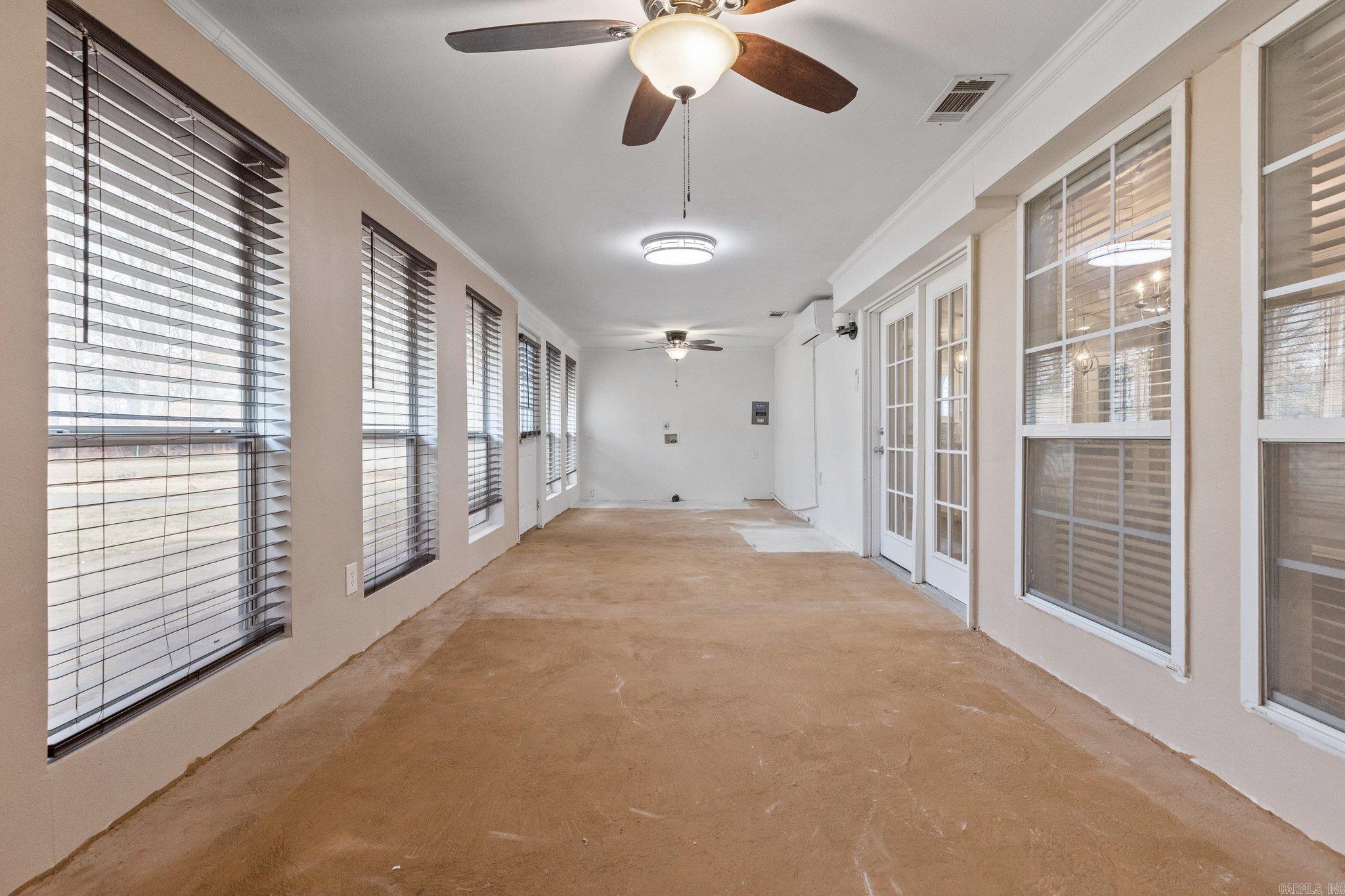 WOODLAND ACRES - Residential