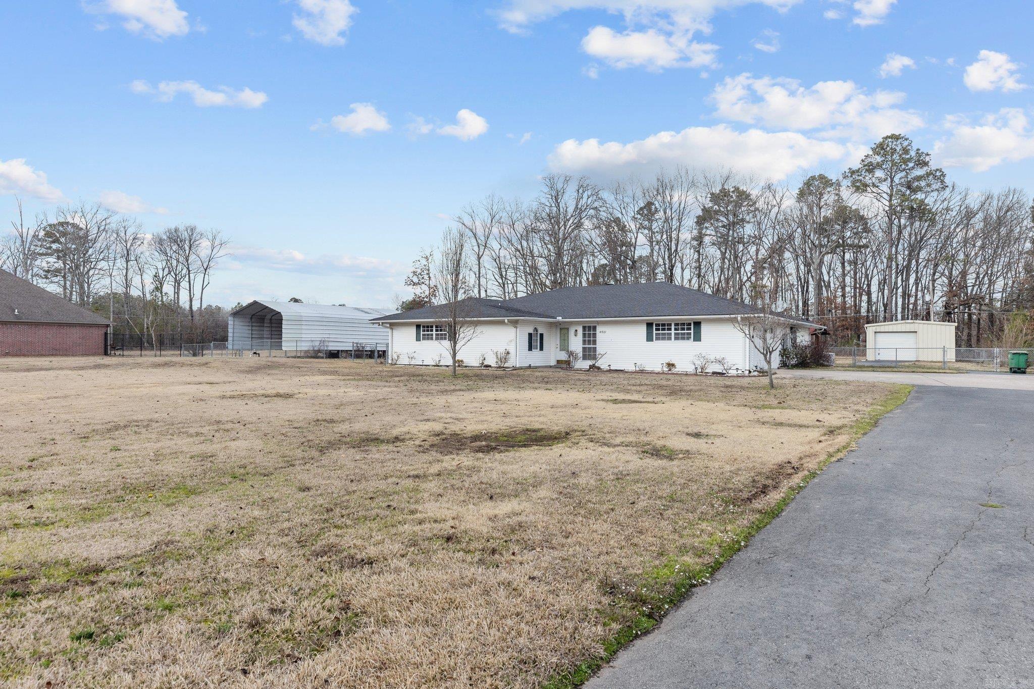 WOODLAND ACRES - Residential