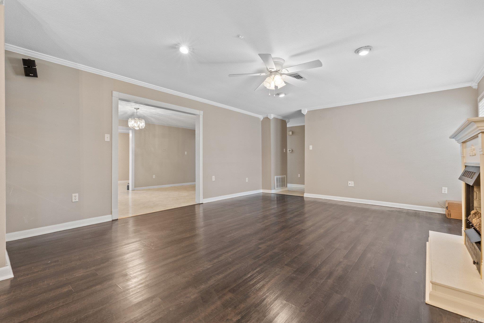 WOODLAND ACRES - Residential