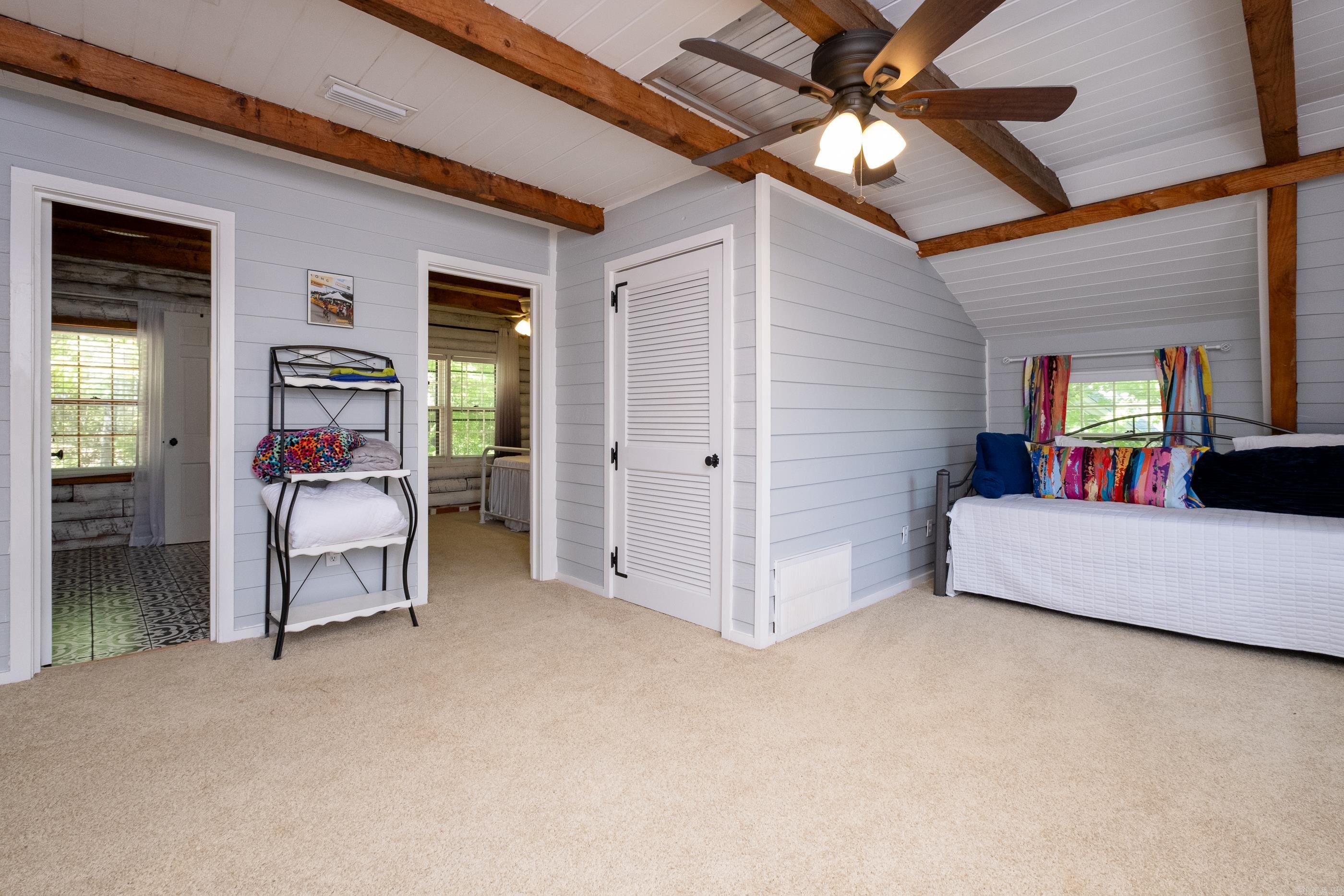 PLEASANT VALLEY - Residential