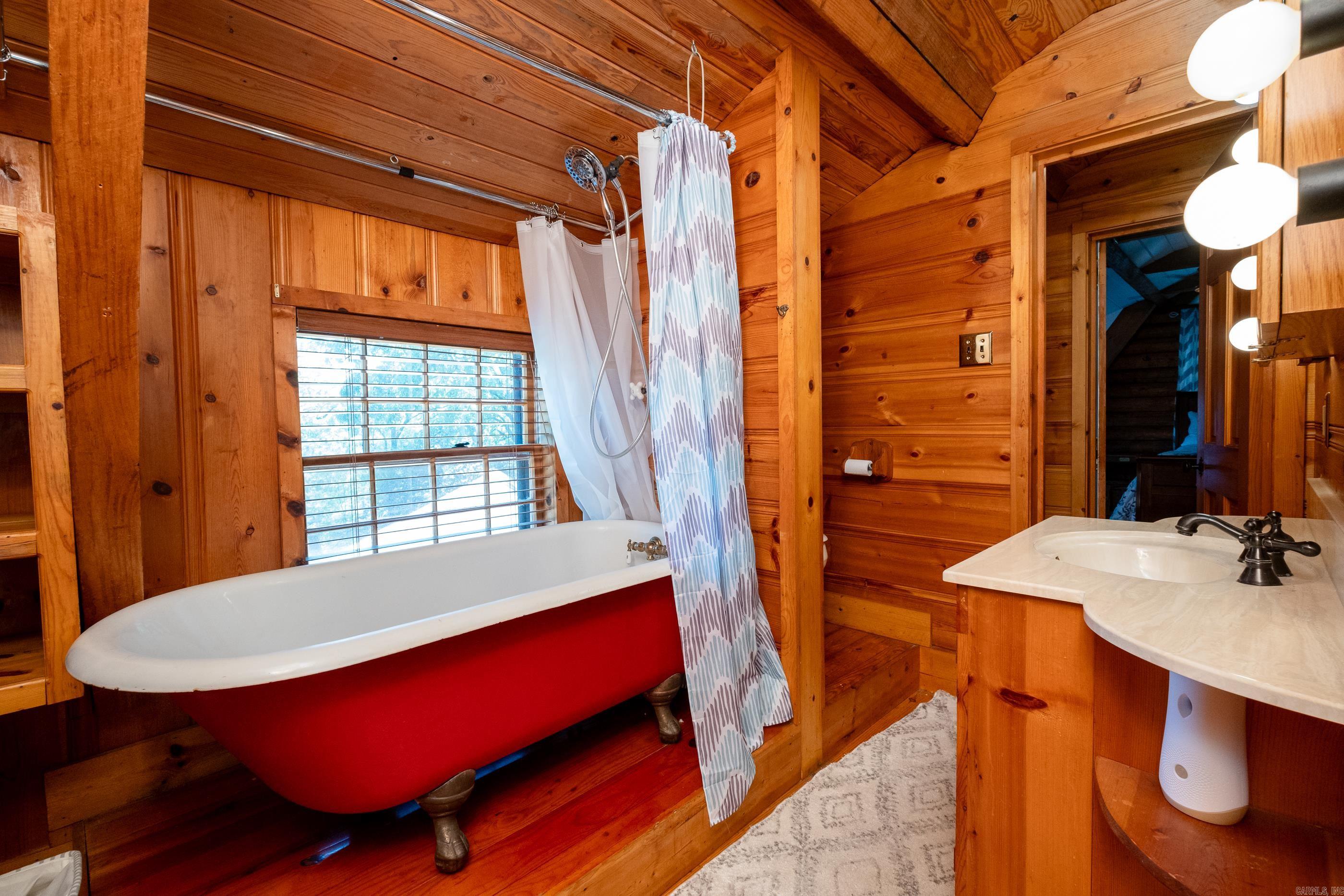 PLEASANT VALLEY - Residential