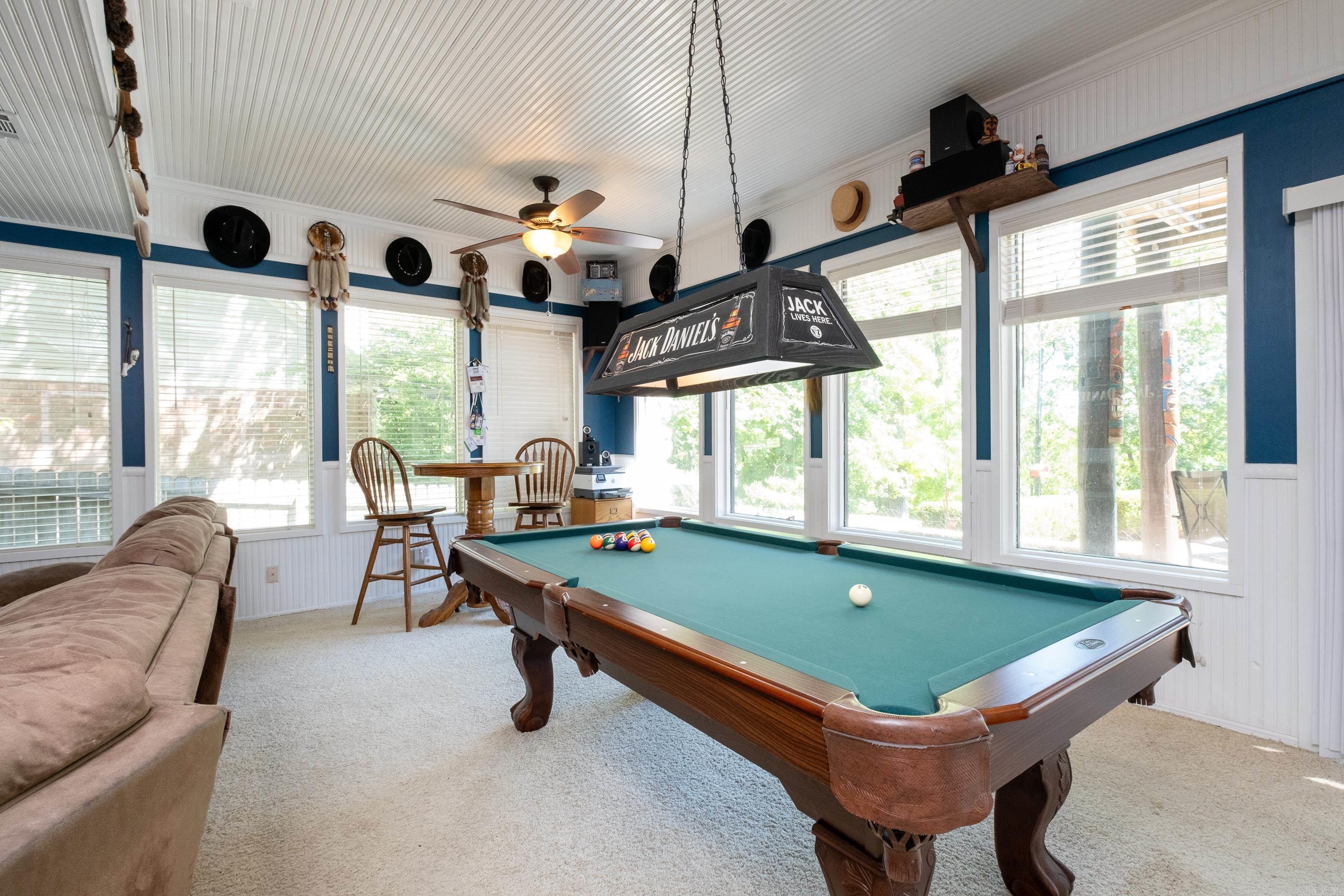 PLEASANT VALLEY - Residential