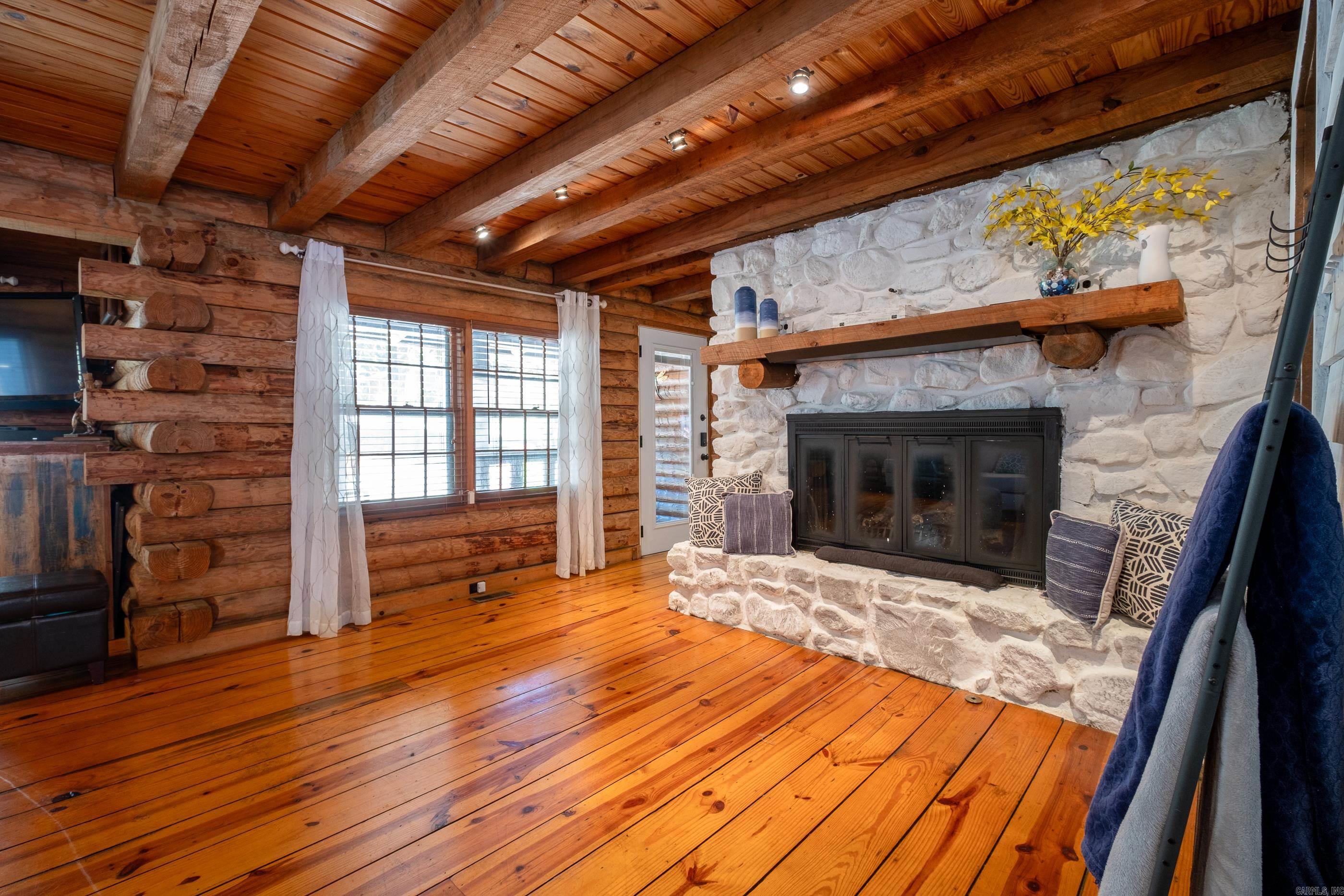 PLEASANT VALLEY - Residential