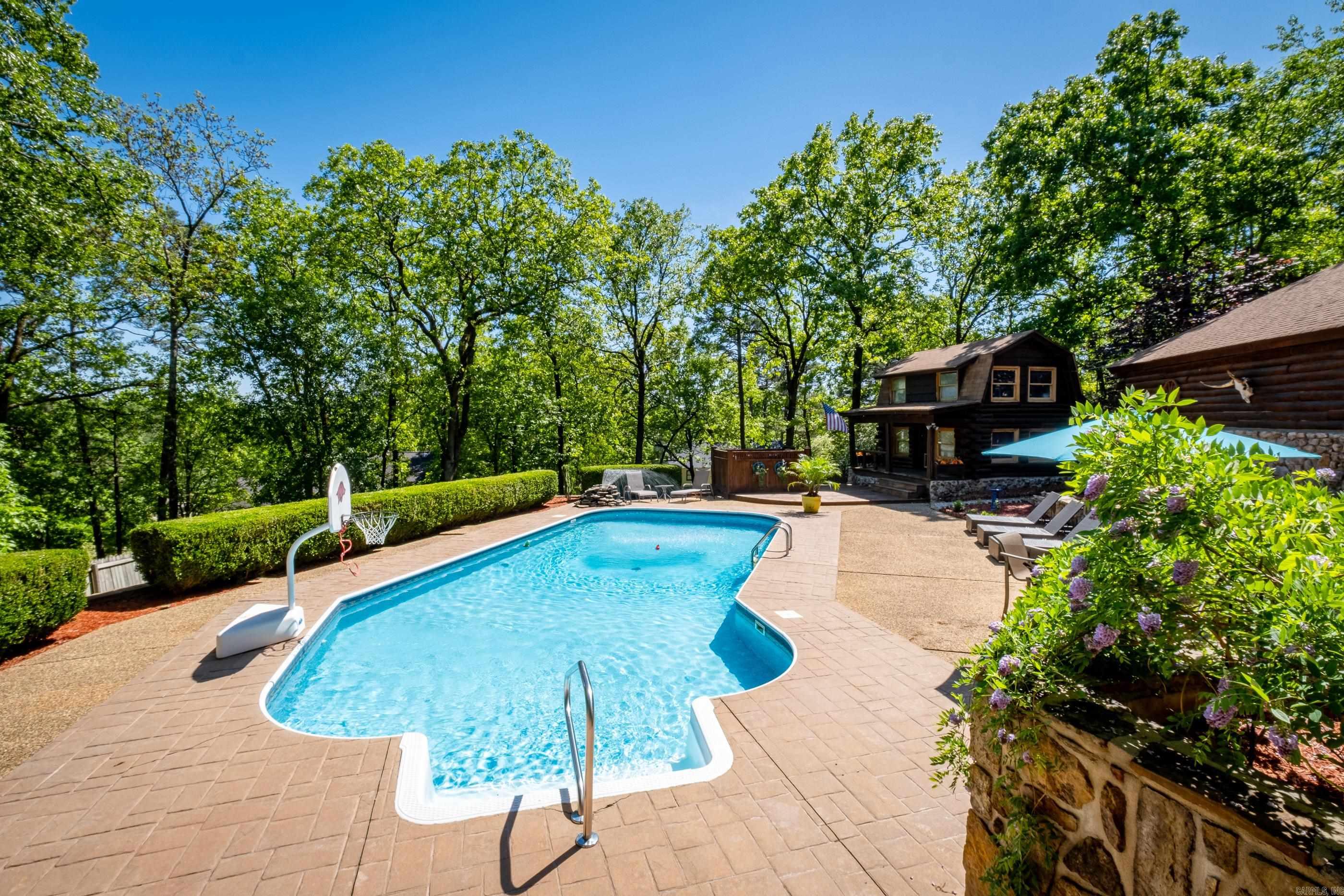 PLEASANT VALLEY - Residential