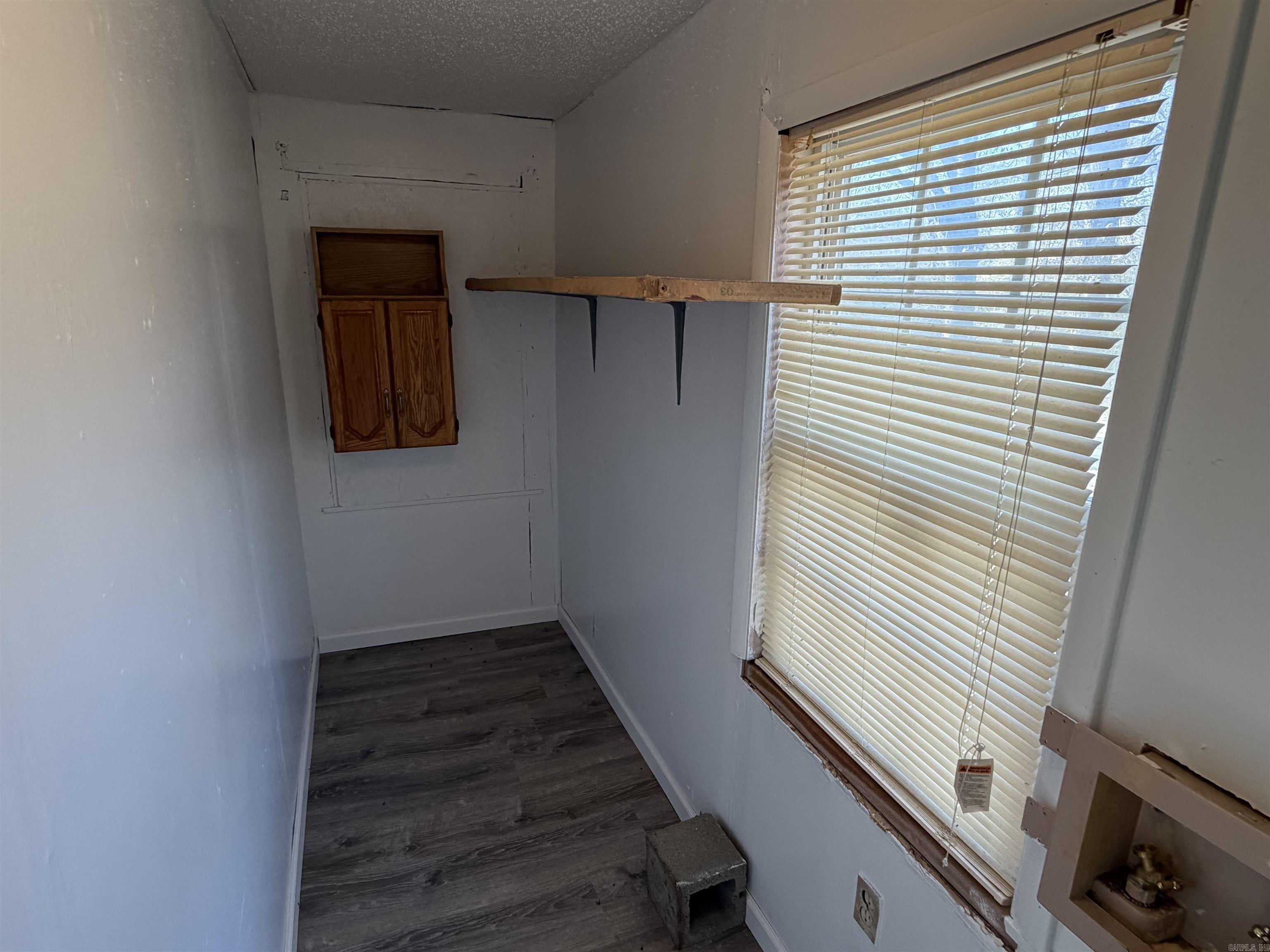 Not in Subdivision - Residential Lease