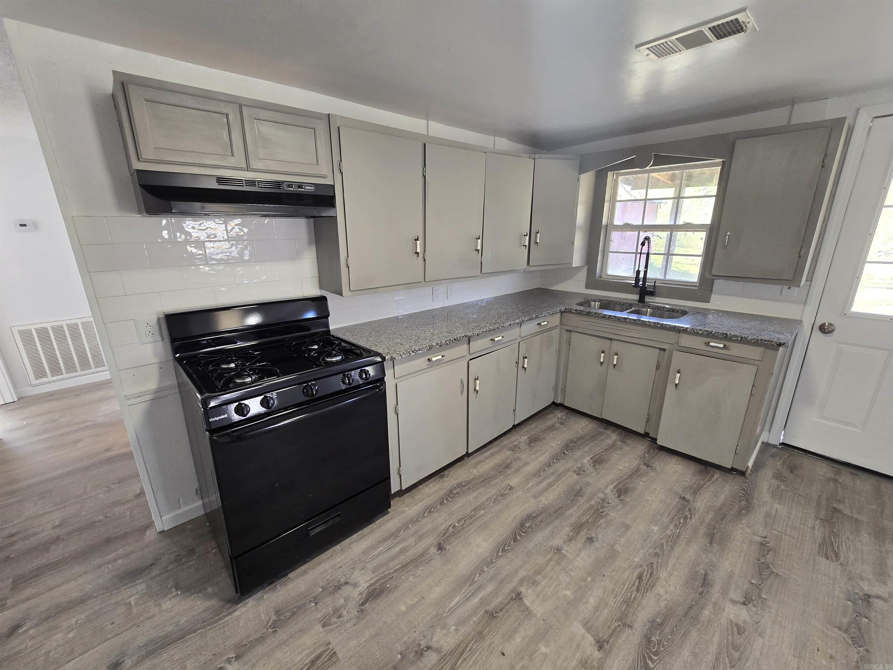 Not in Subdivision - Residential Lease