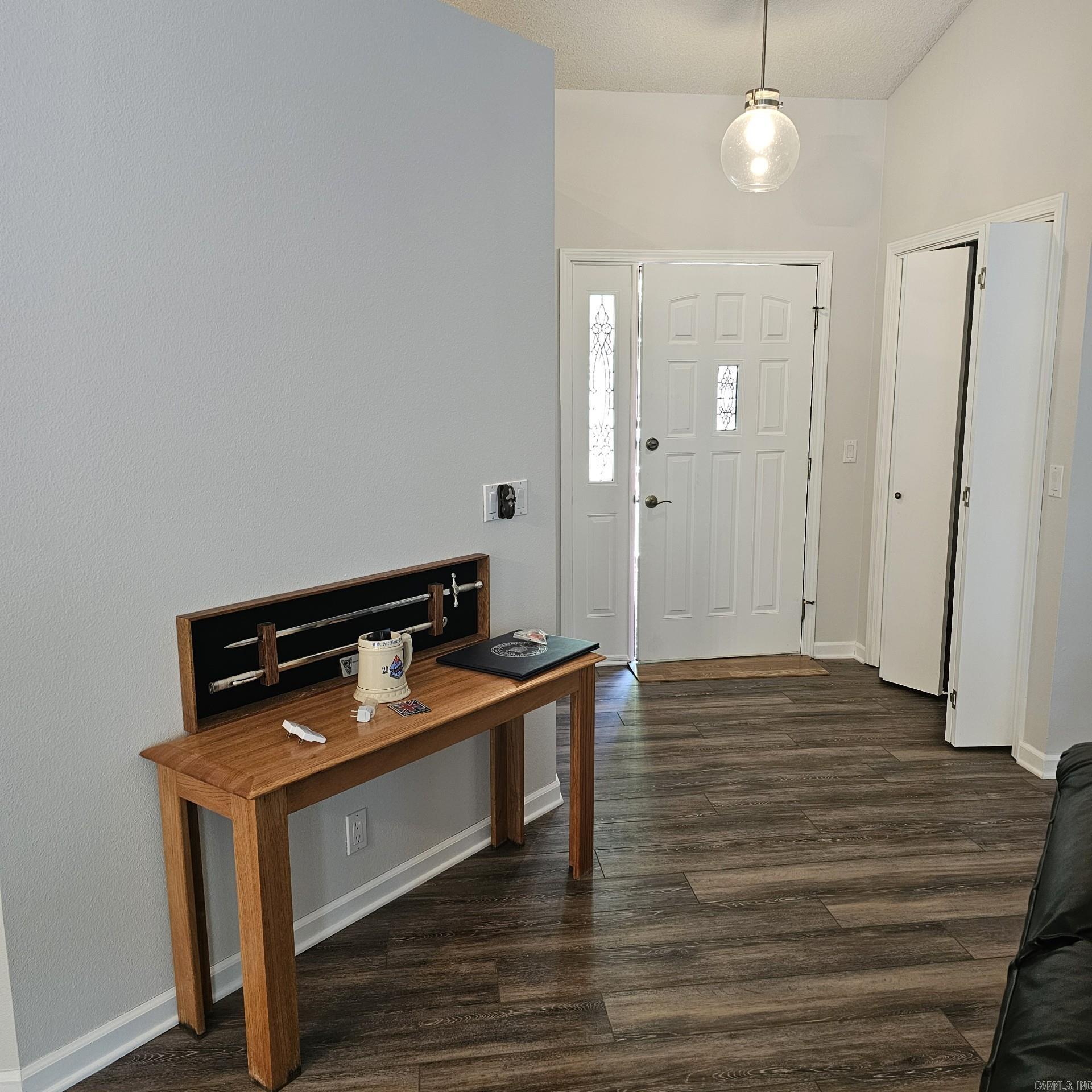 ARISTA COURTS - Residential
