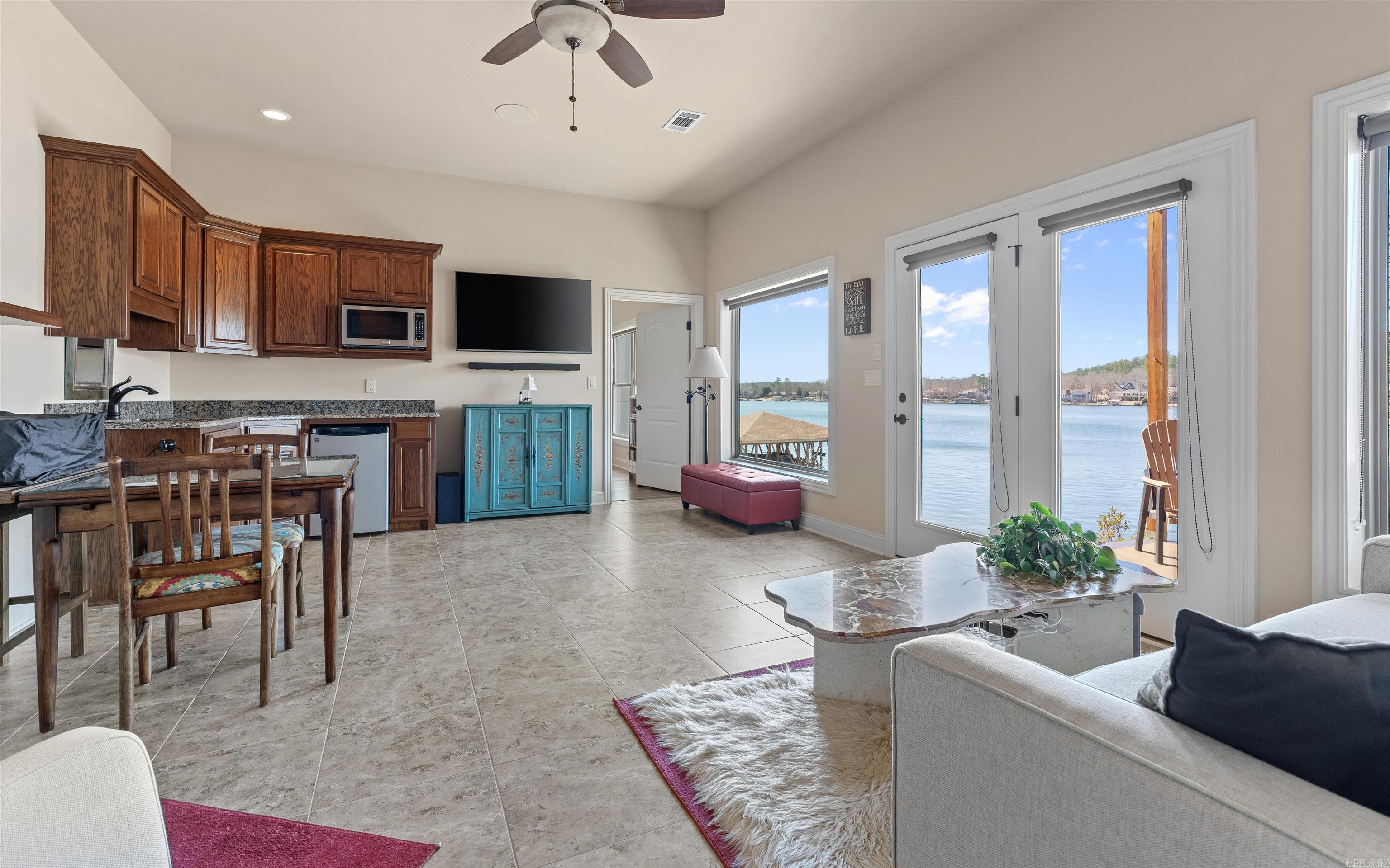 Saldana - Residential