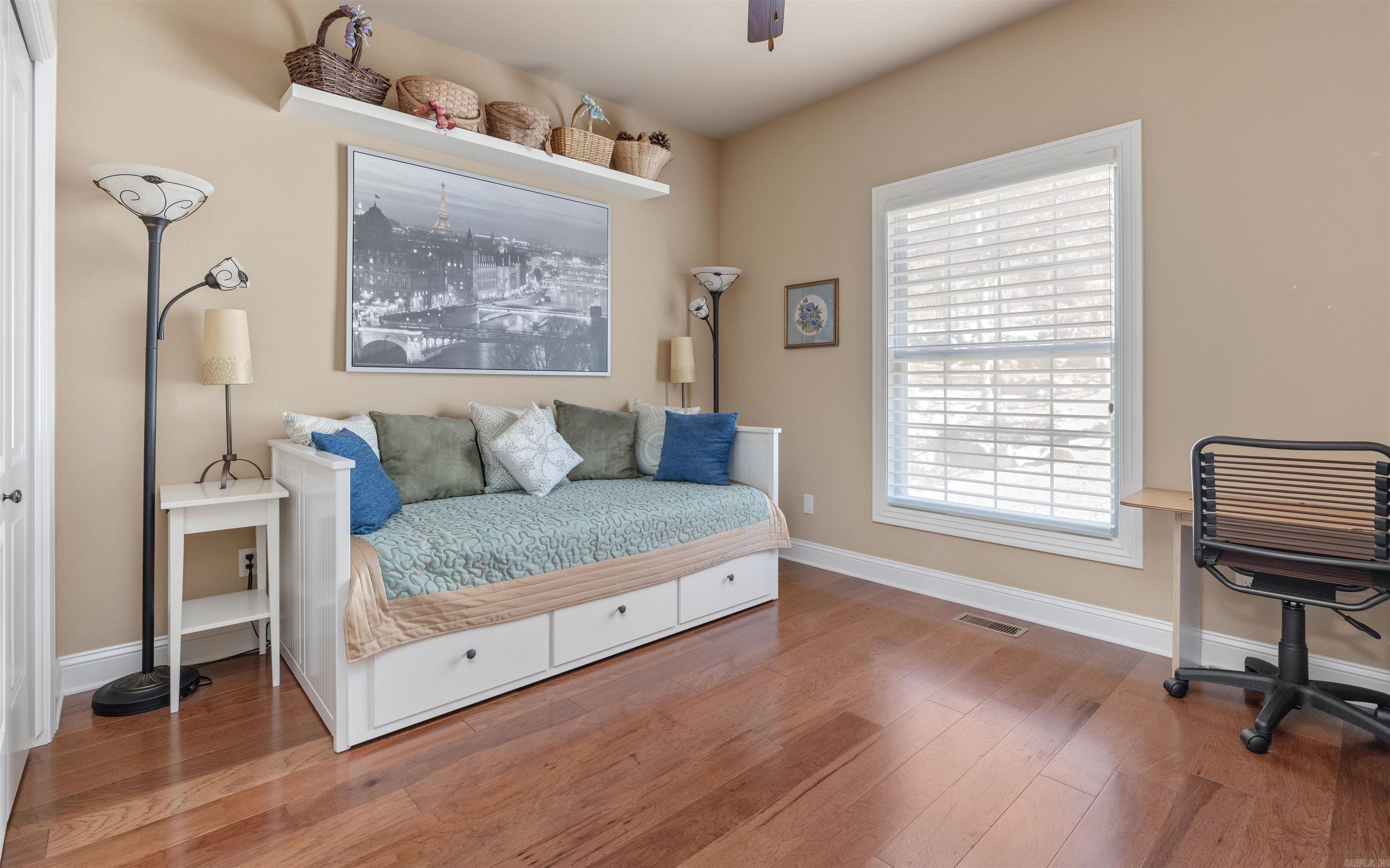 Saldana - Residential