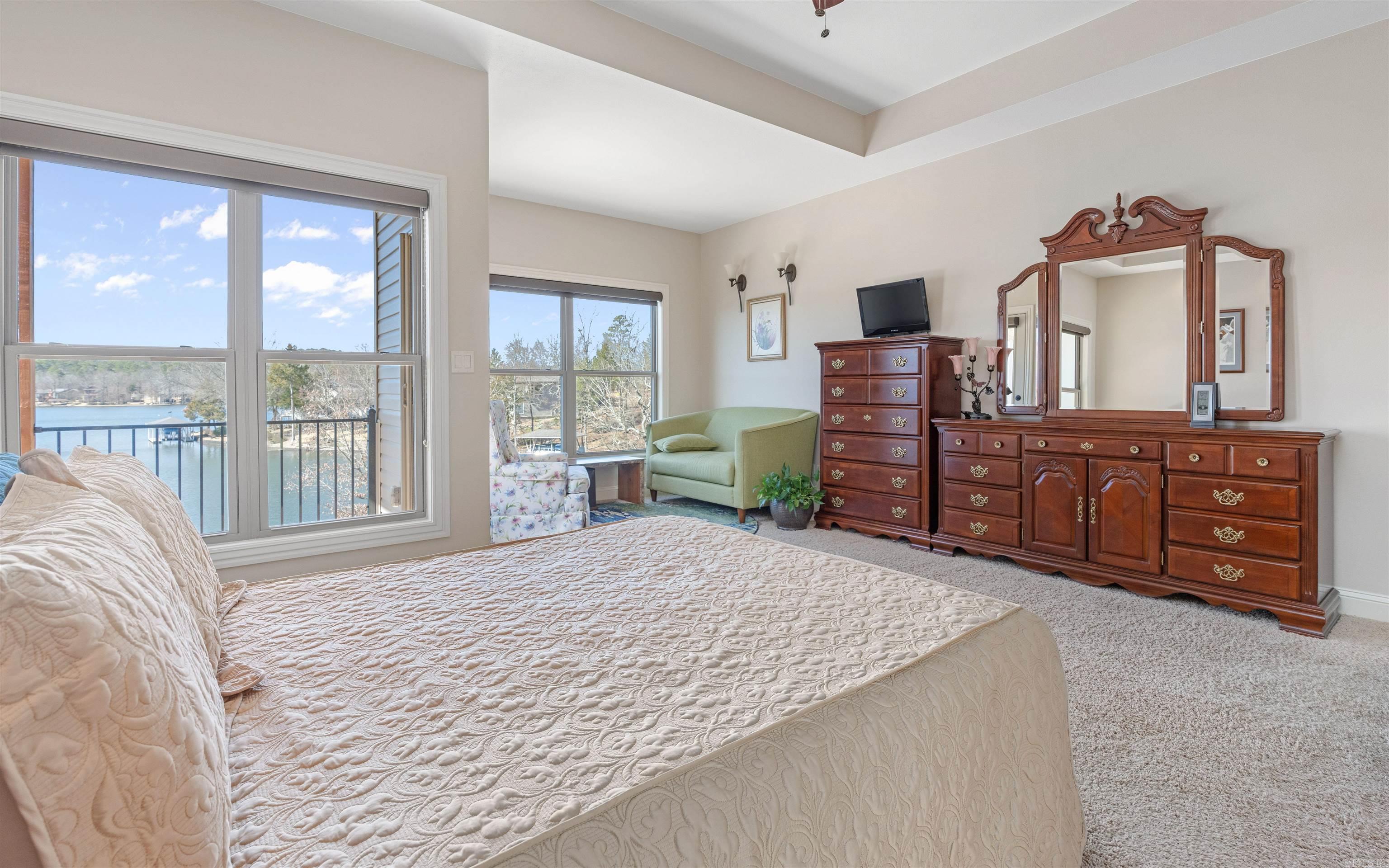 Saldana - Residential