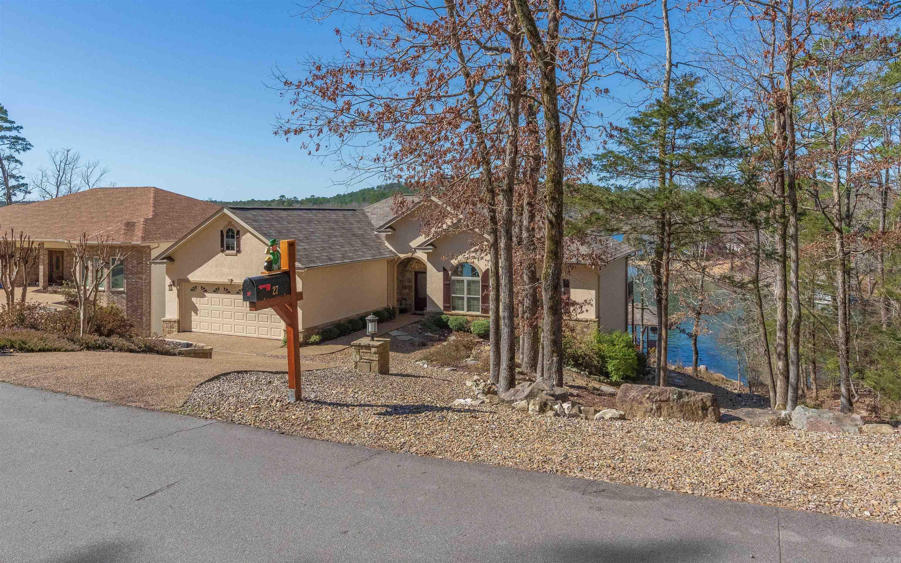 Saldana - Residential