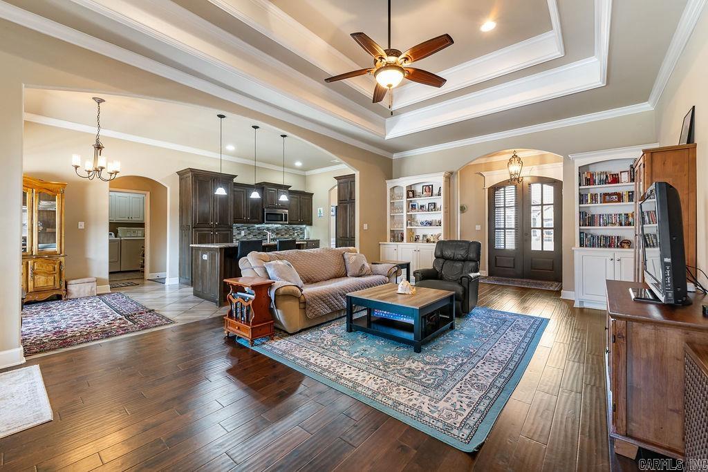 THE WOODLANDS - Residential