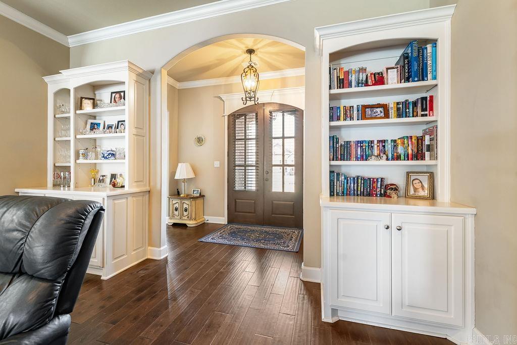 THE WOODLANDS - Residential