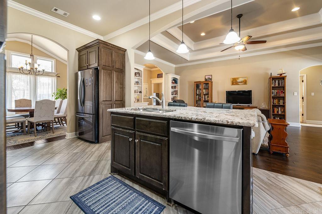 THE WOODLANDS - Residential