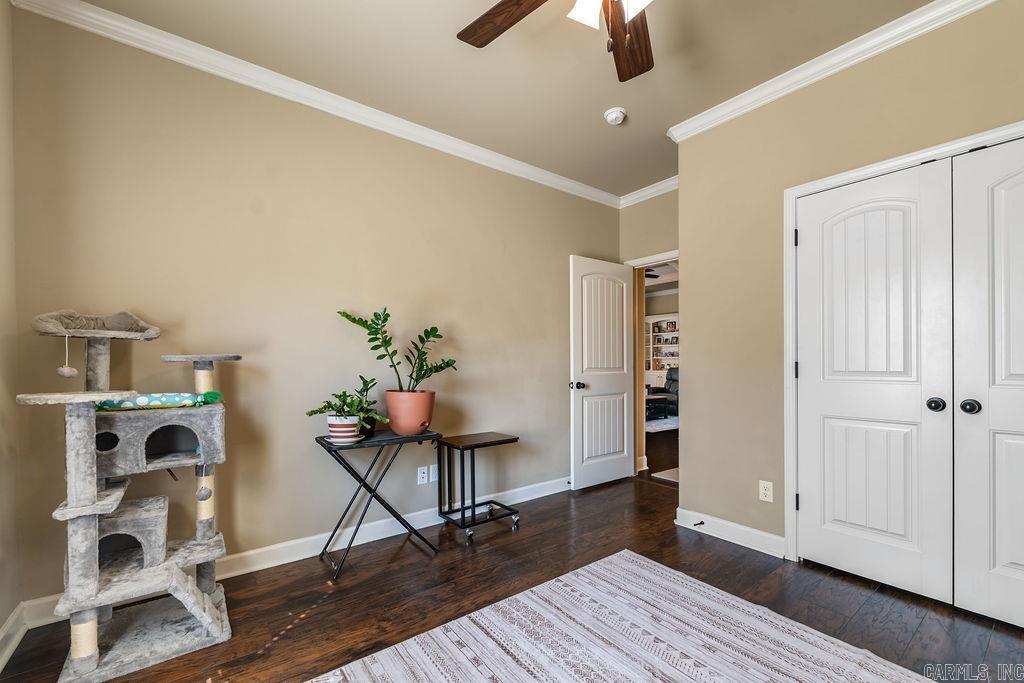 THE WOODLANDS - Residential