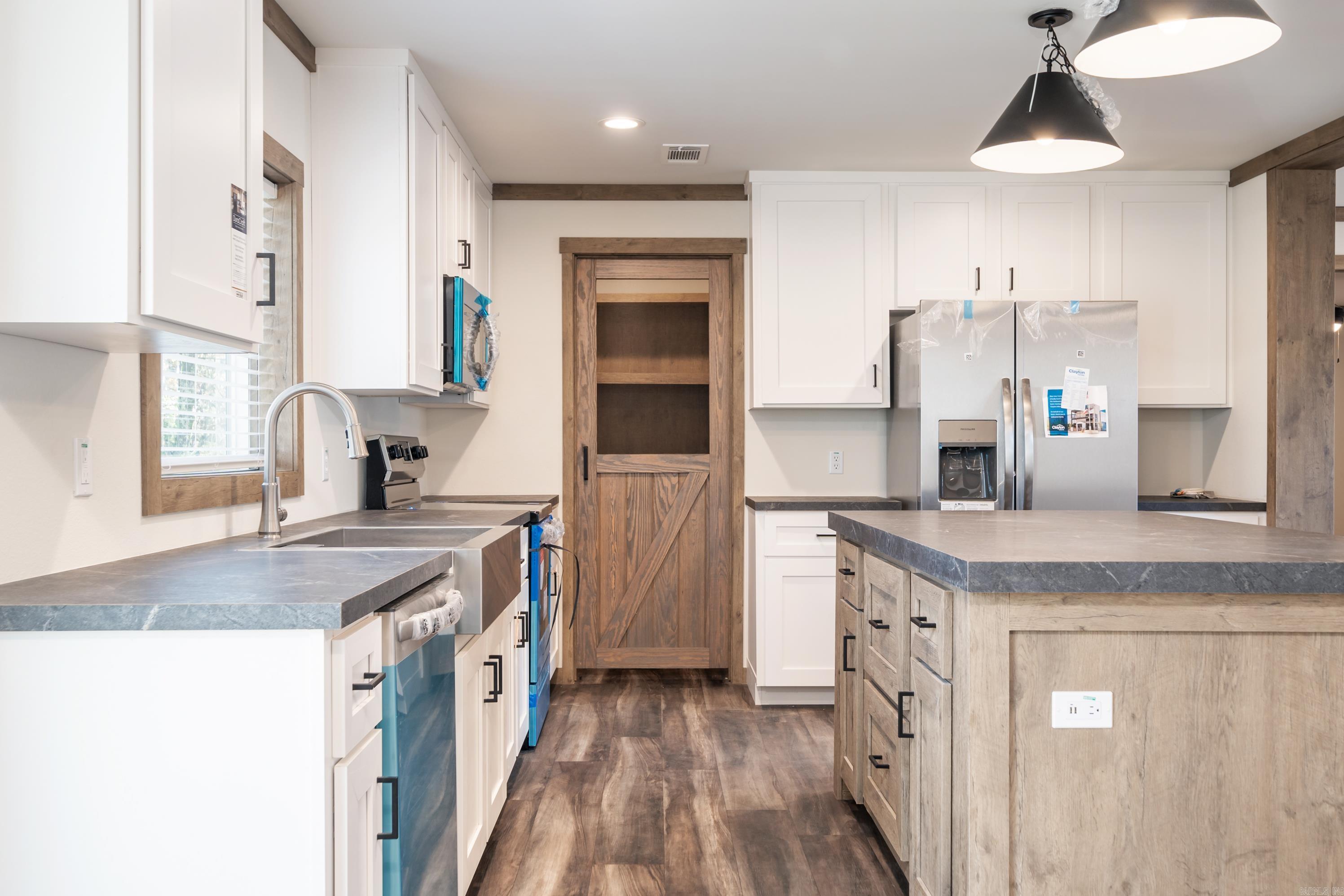 FLEETWOOD HOMES SUBDIVISION - Residential