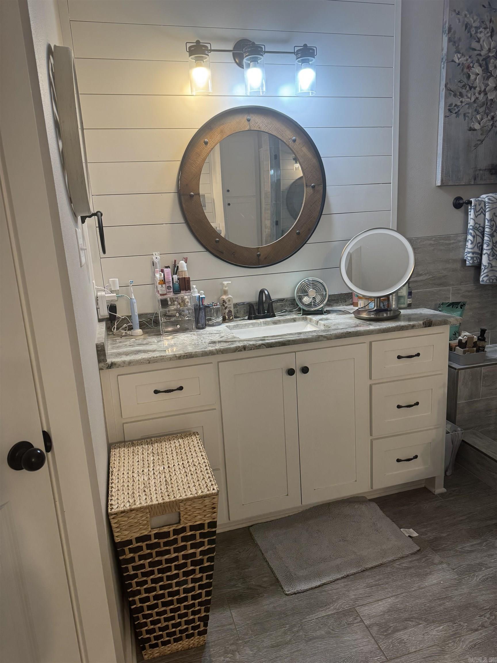 MOUNT TABOR ESTATES - Residential