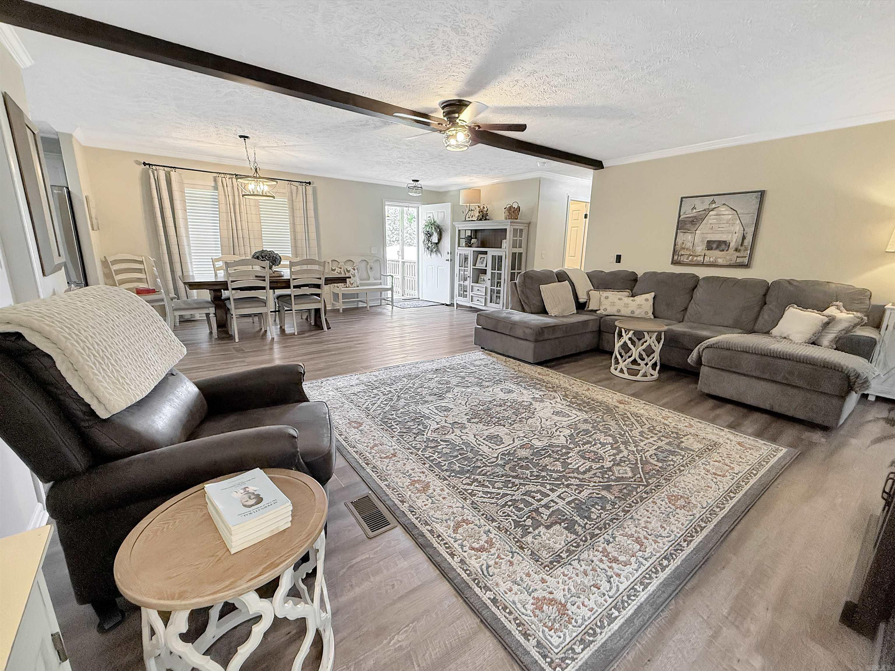 CUSHMAN M&B - Residential