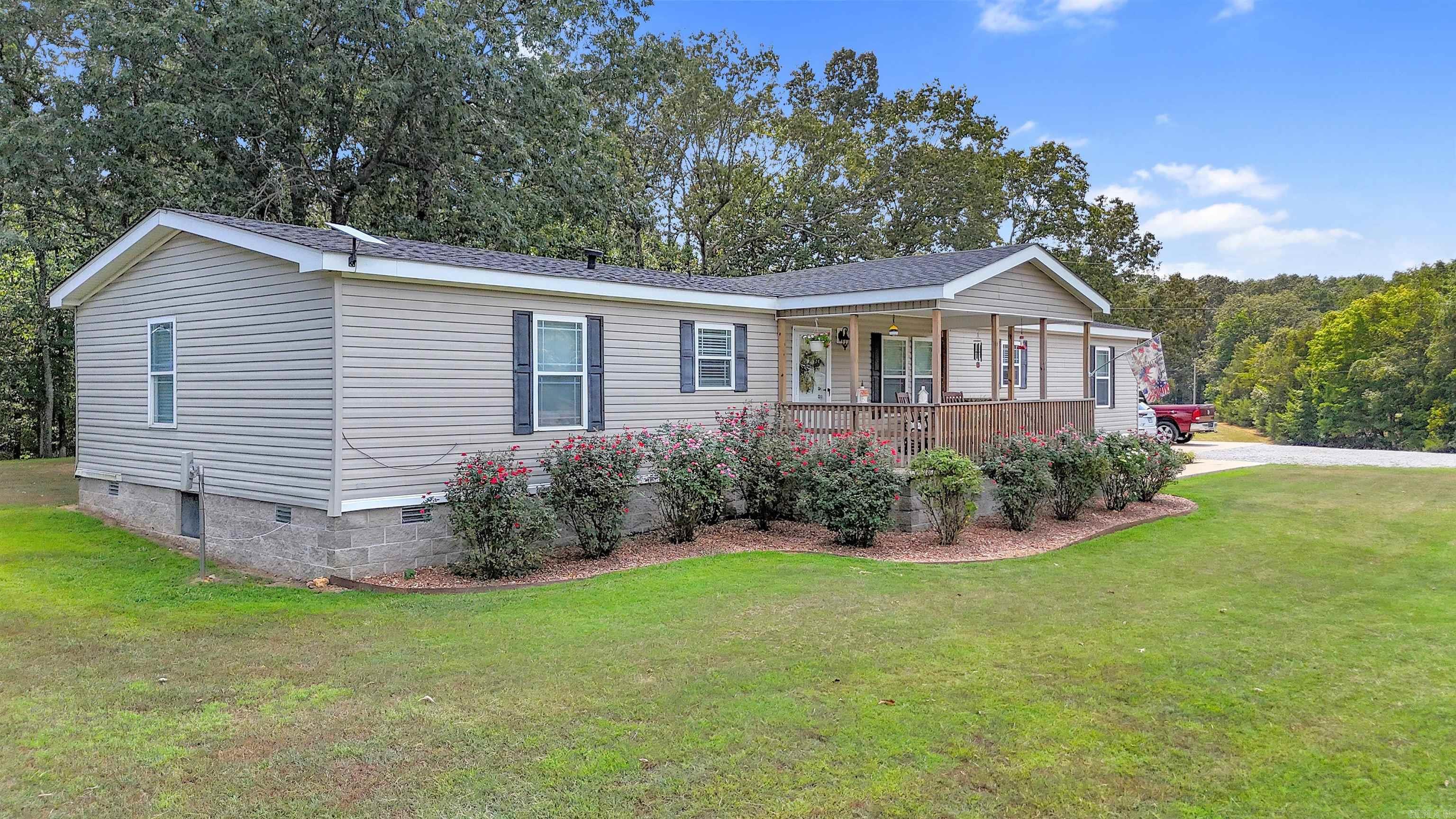CUSHMAN M&B - Residential