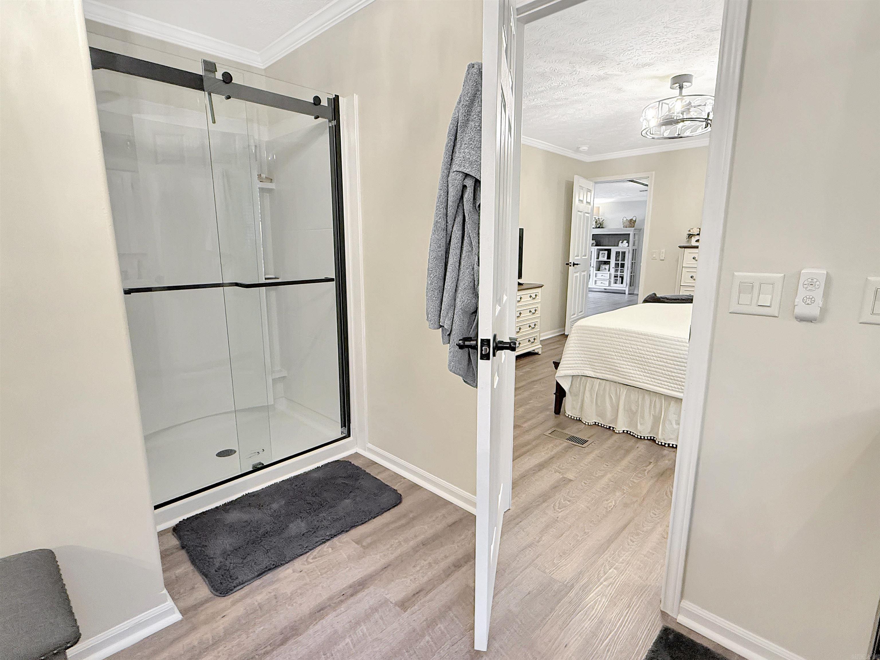 CUSHMAN M&B - Residential