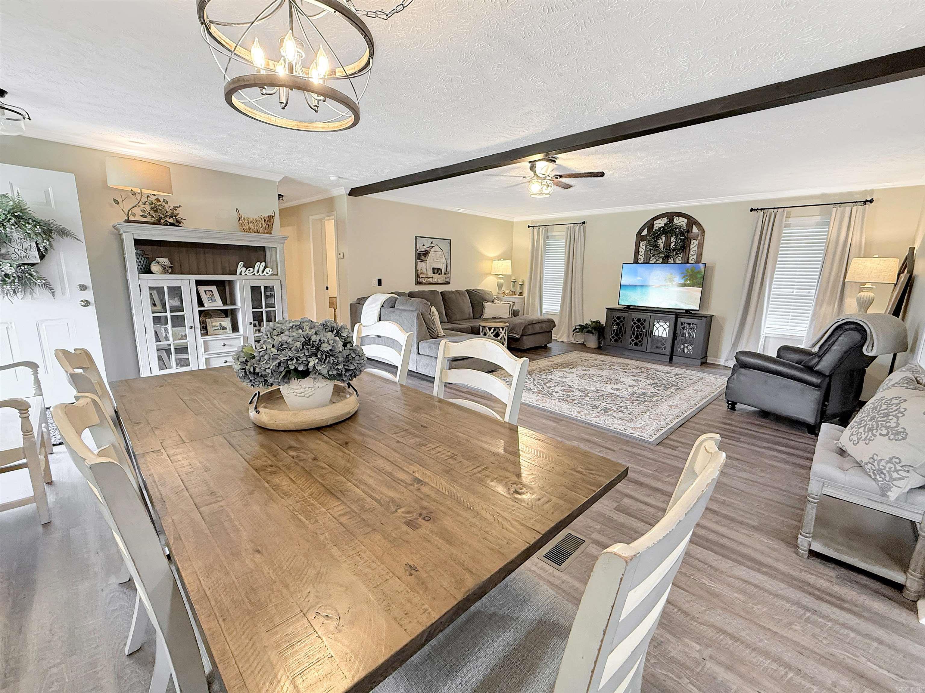CUSHMAN M&B - Residential