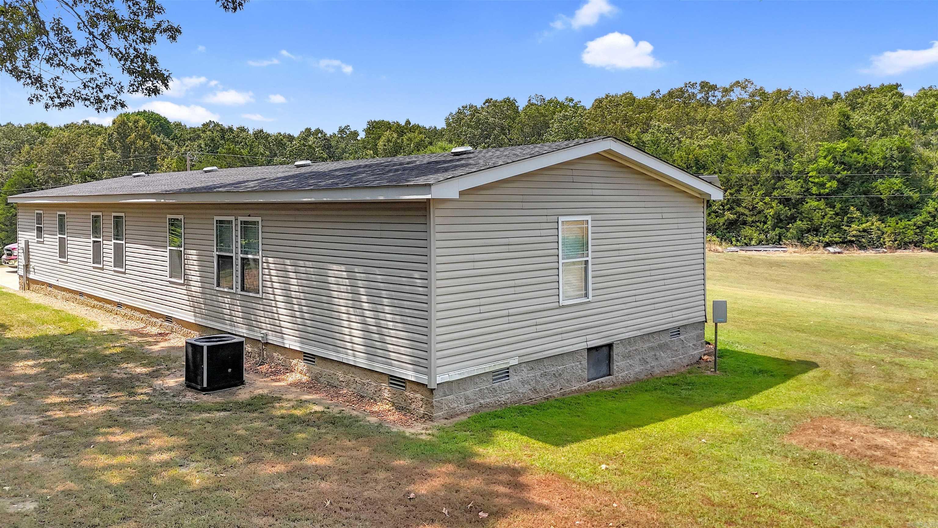 CUSHMAN M&B - Residential