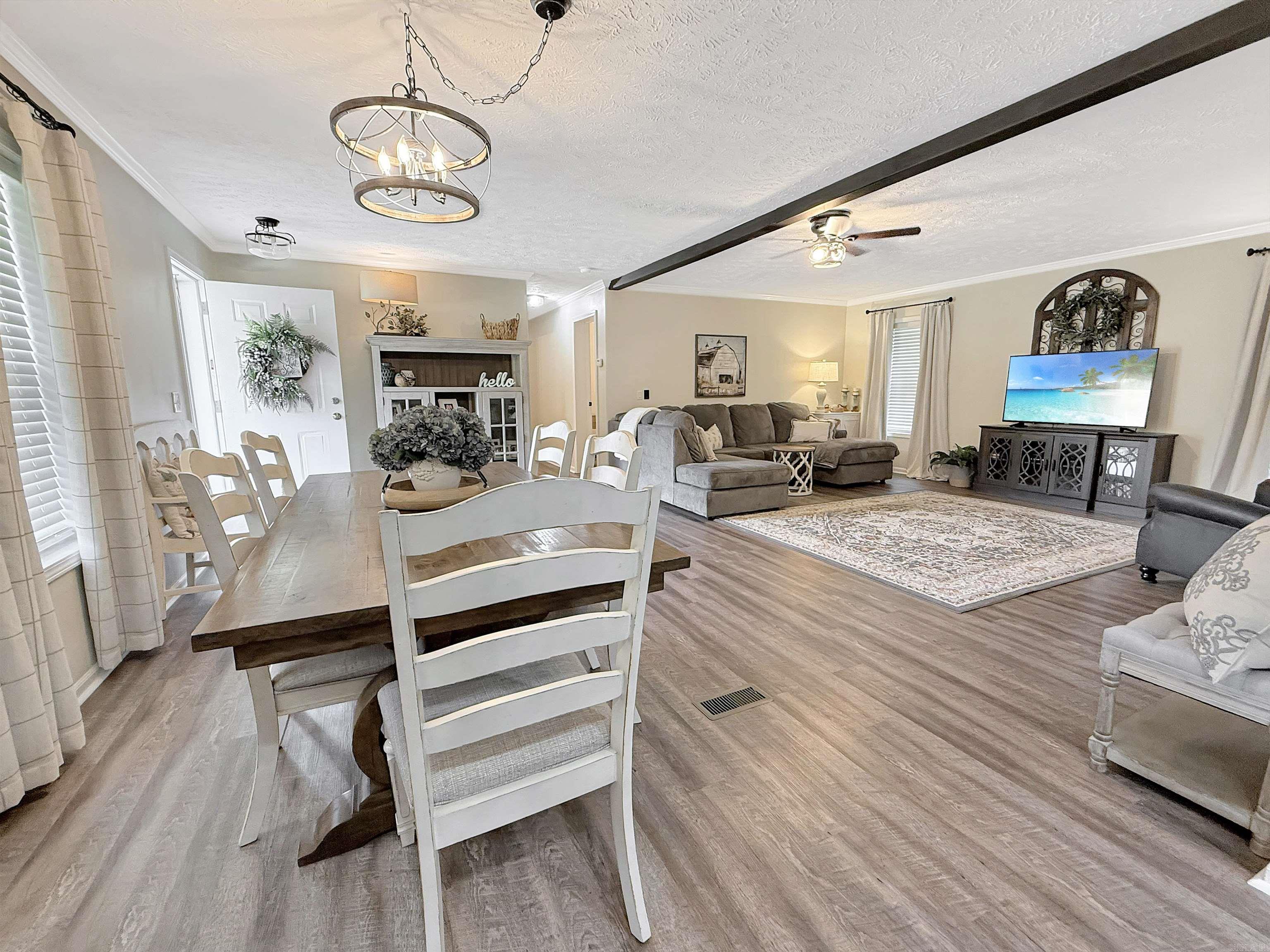 CUSHMAN M&B - Residential