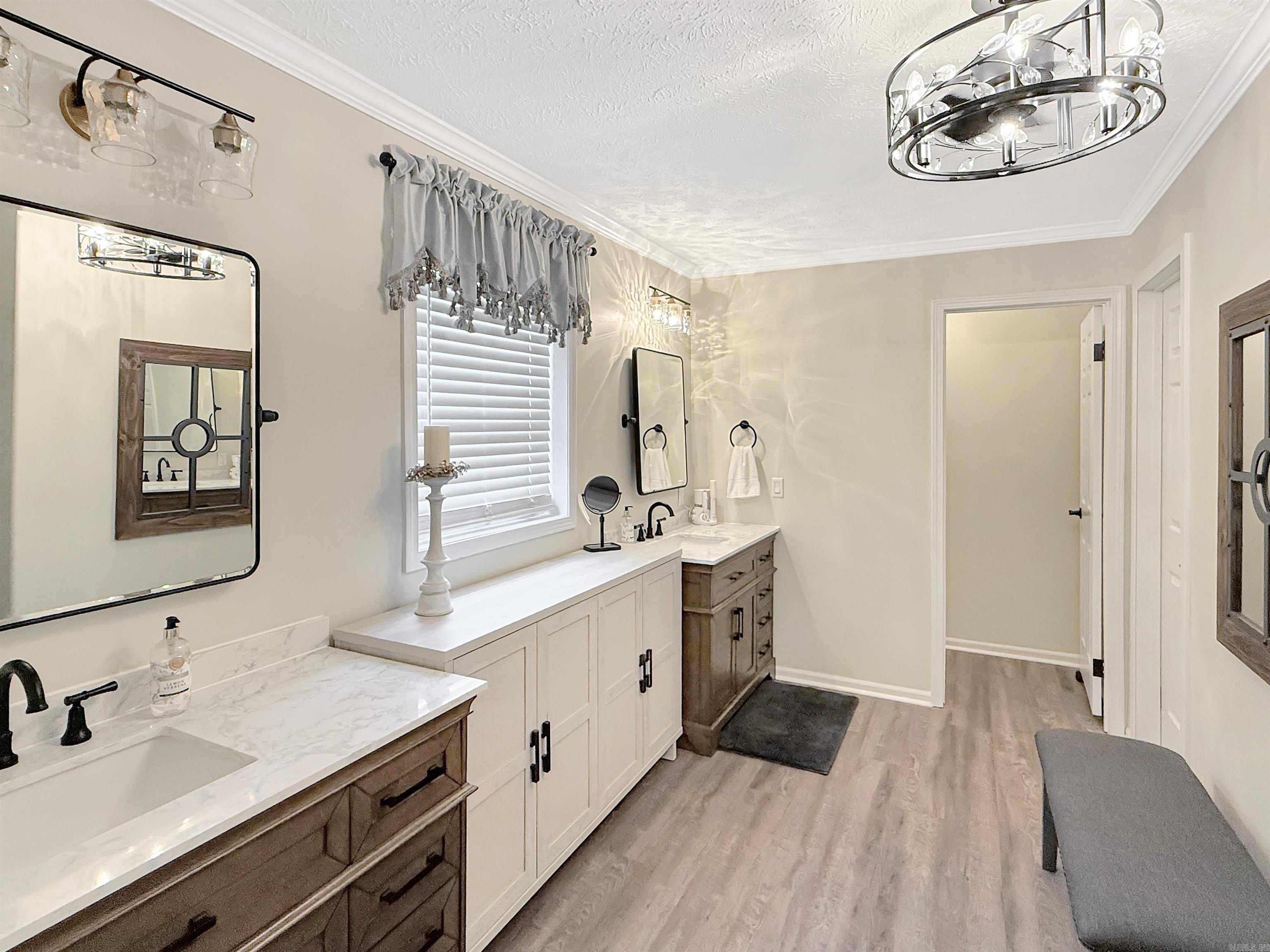 CUSHMAN M&B - Residential