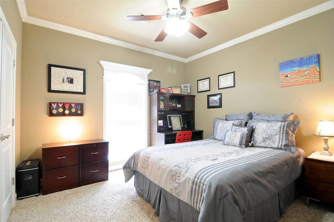 RIDGEVIEW - Residential