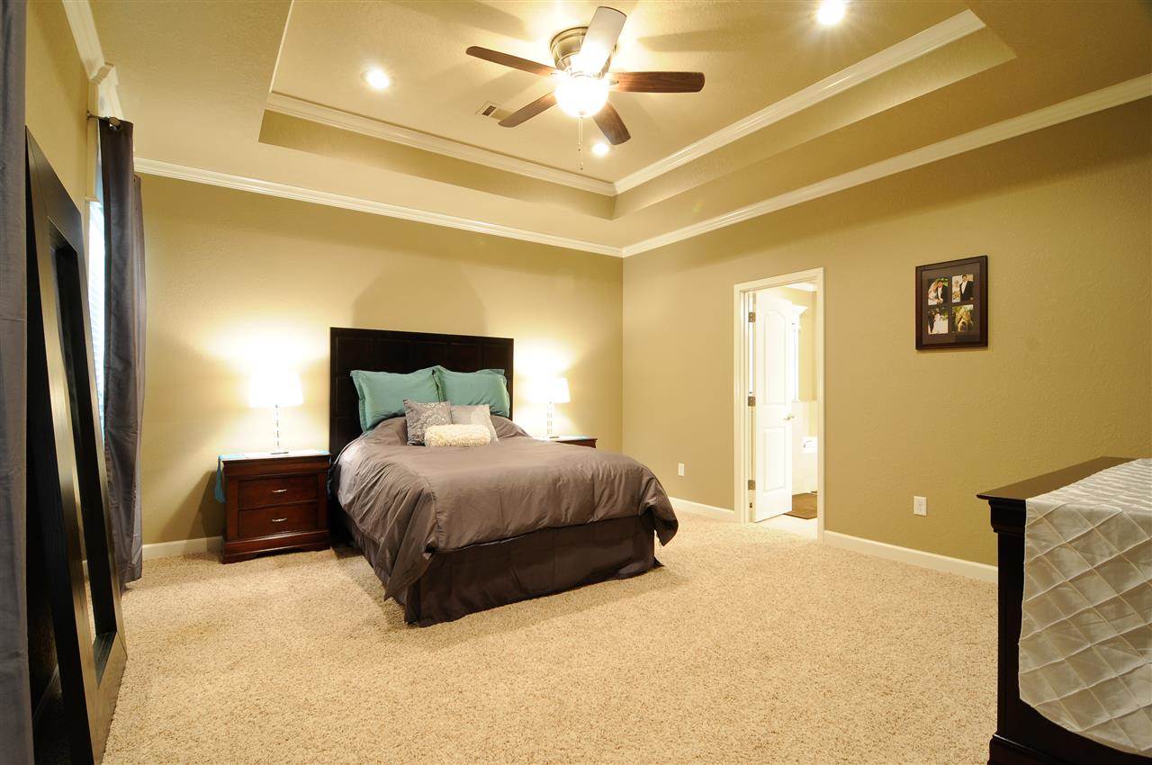 RIDGEVIEW - Residential