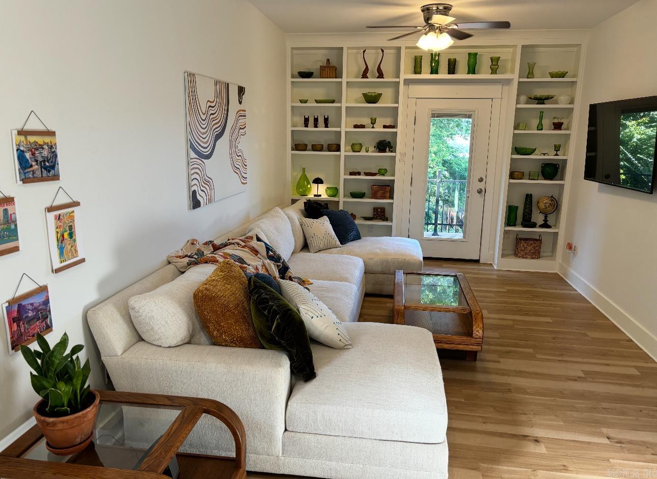 EAST PULASKI HGTS - Land