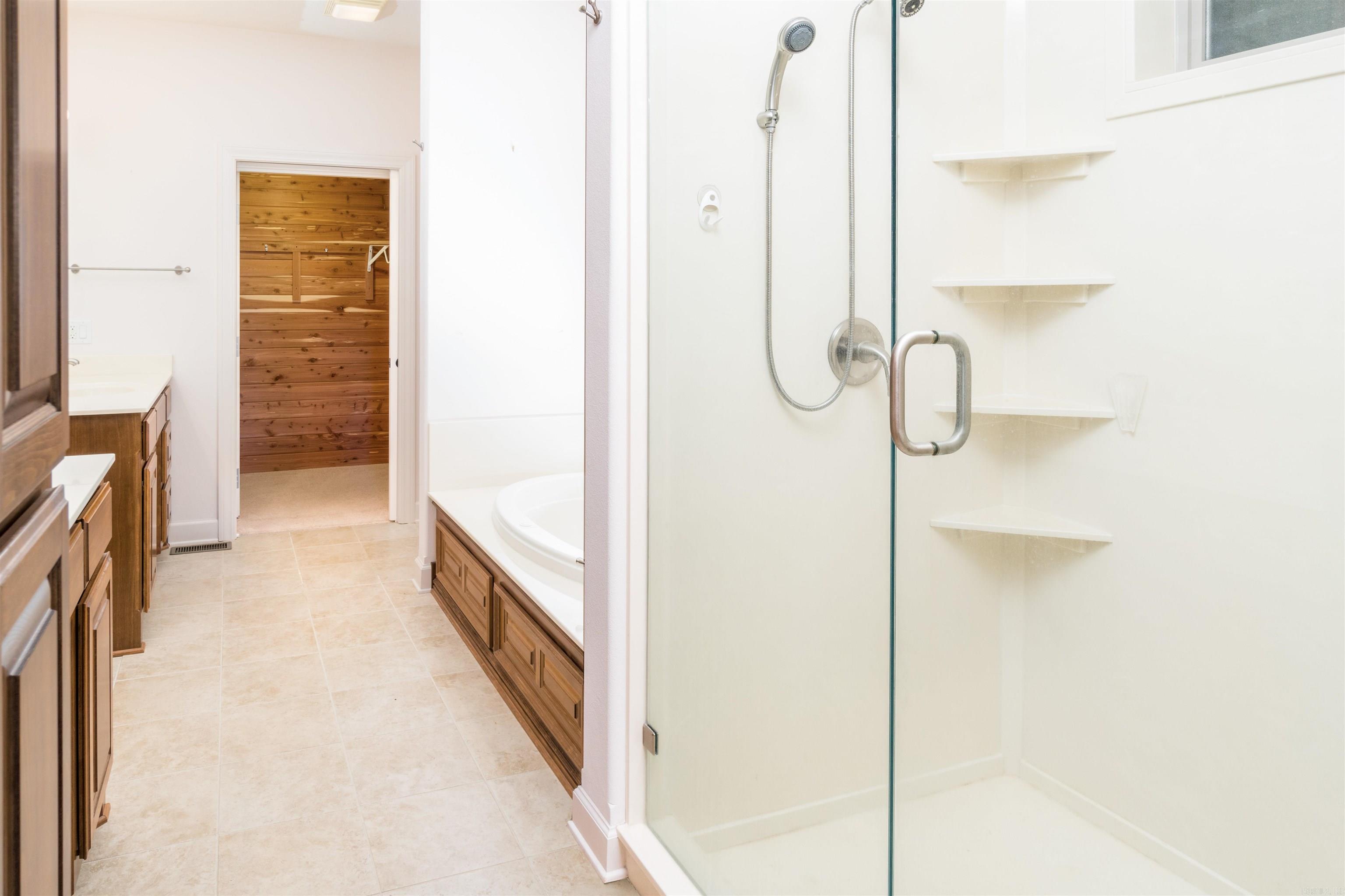 BINEFAR - Residential