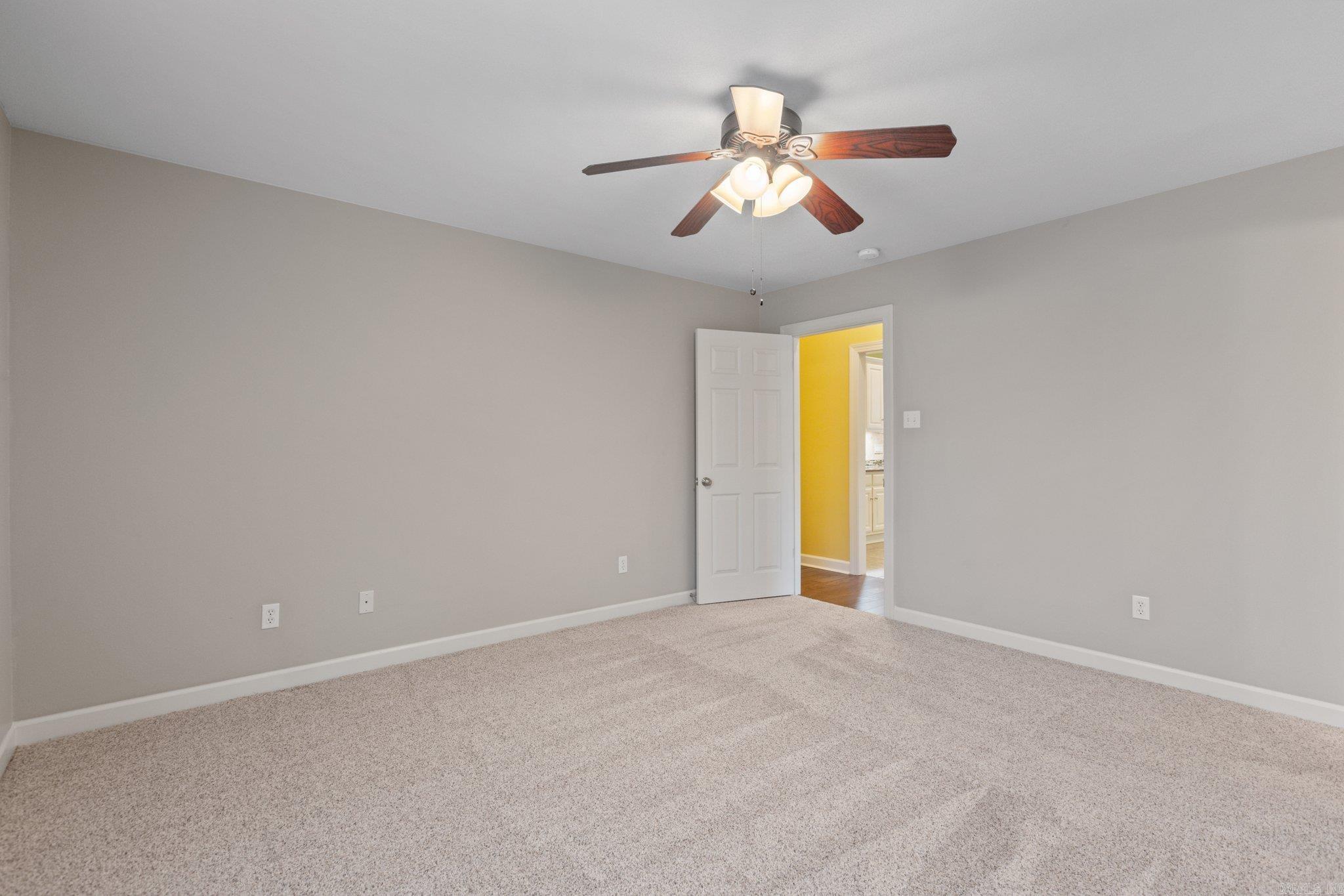 COUNTRY CLUB OF ARK THE - Residential